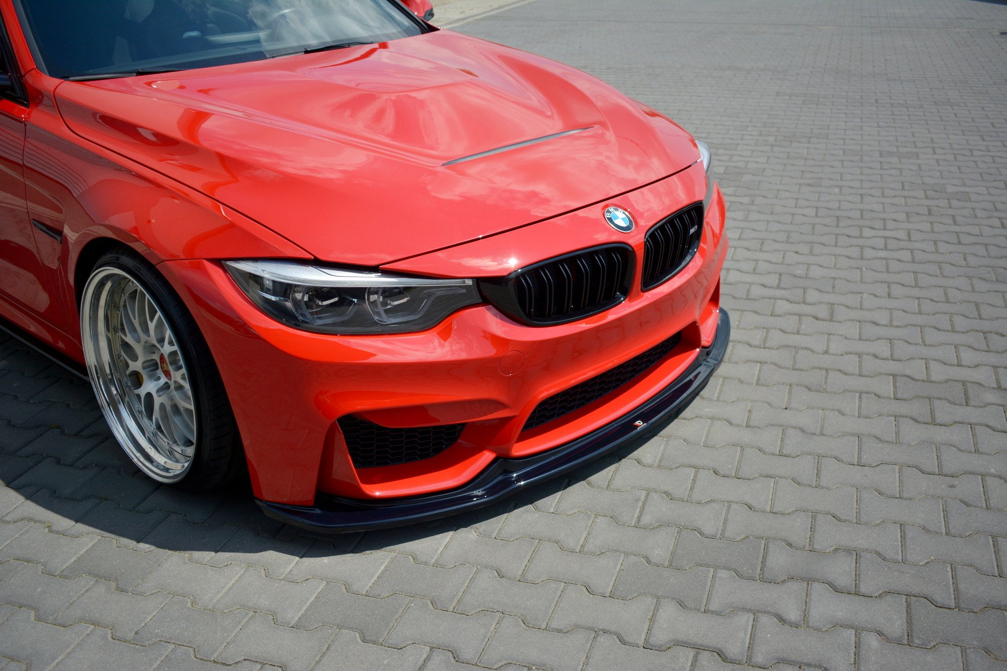 Front Ansatz für BMW M3 F80 schwarz Hochglanz