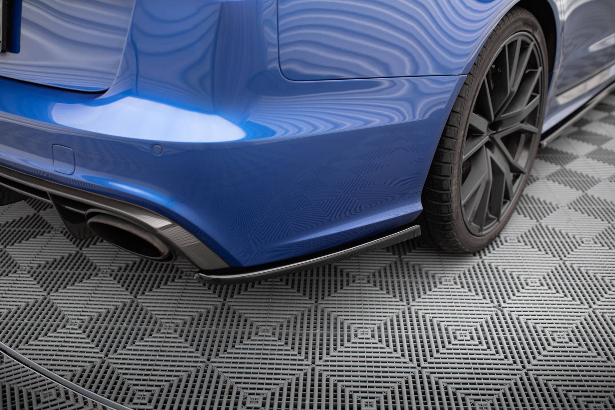 Street+ Heck Ansatz Flaps V.2 passend für Audi RS6 C7 / C7 FL schwarz Hochglanz