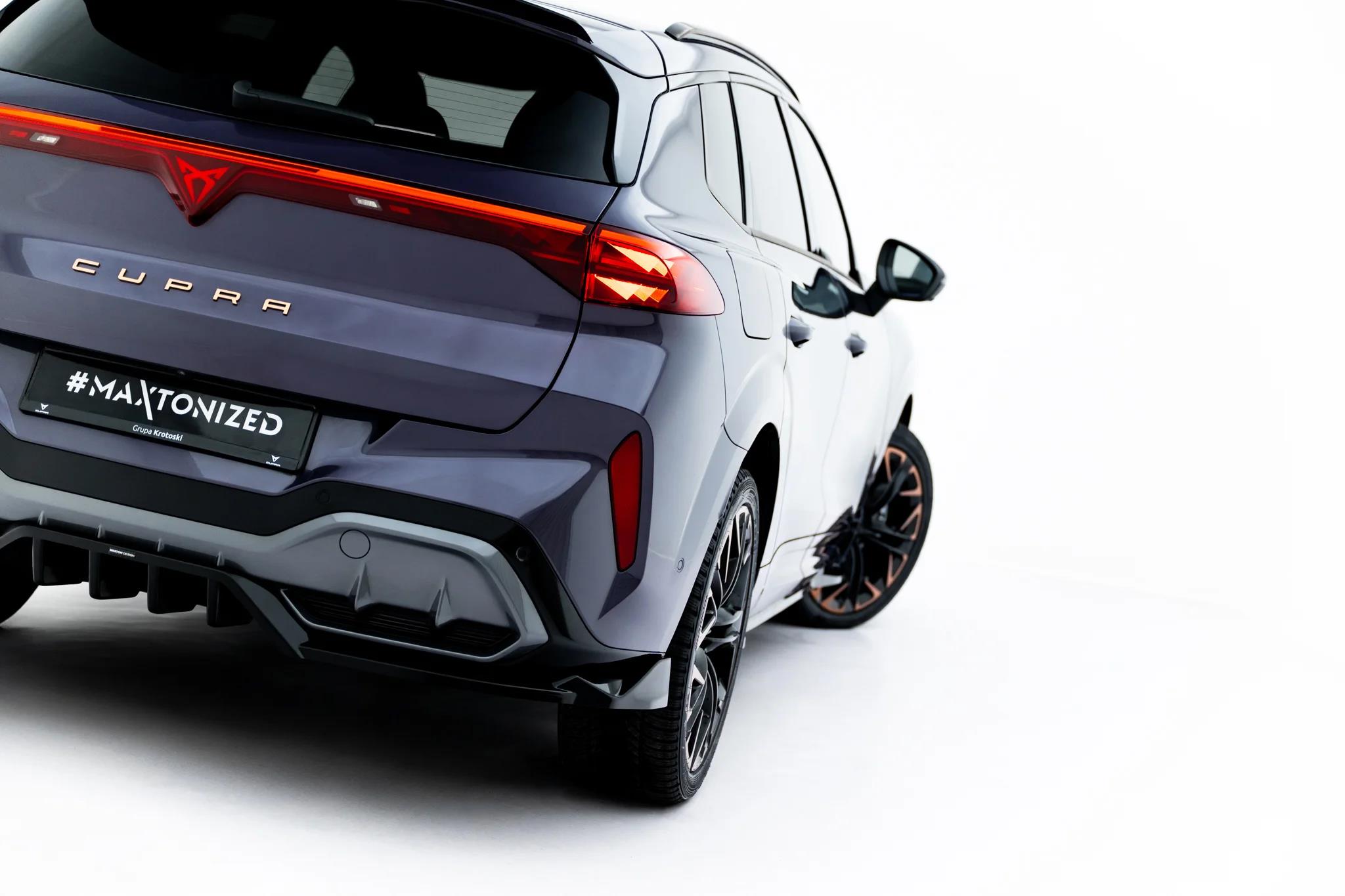 Diffusor Heckansatz passend für V.3 Cupra Terramar Mk1 mit AHK schwarz Hochglanz