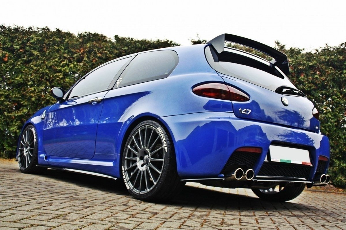 Heckansatz Alfa Romeo 147 GTA DTM LOOK schwarz Hochglanz