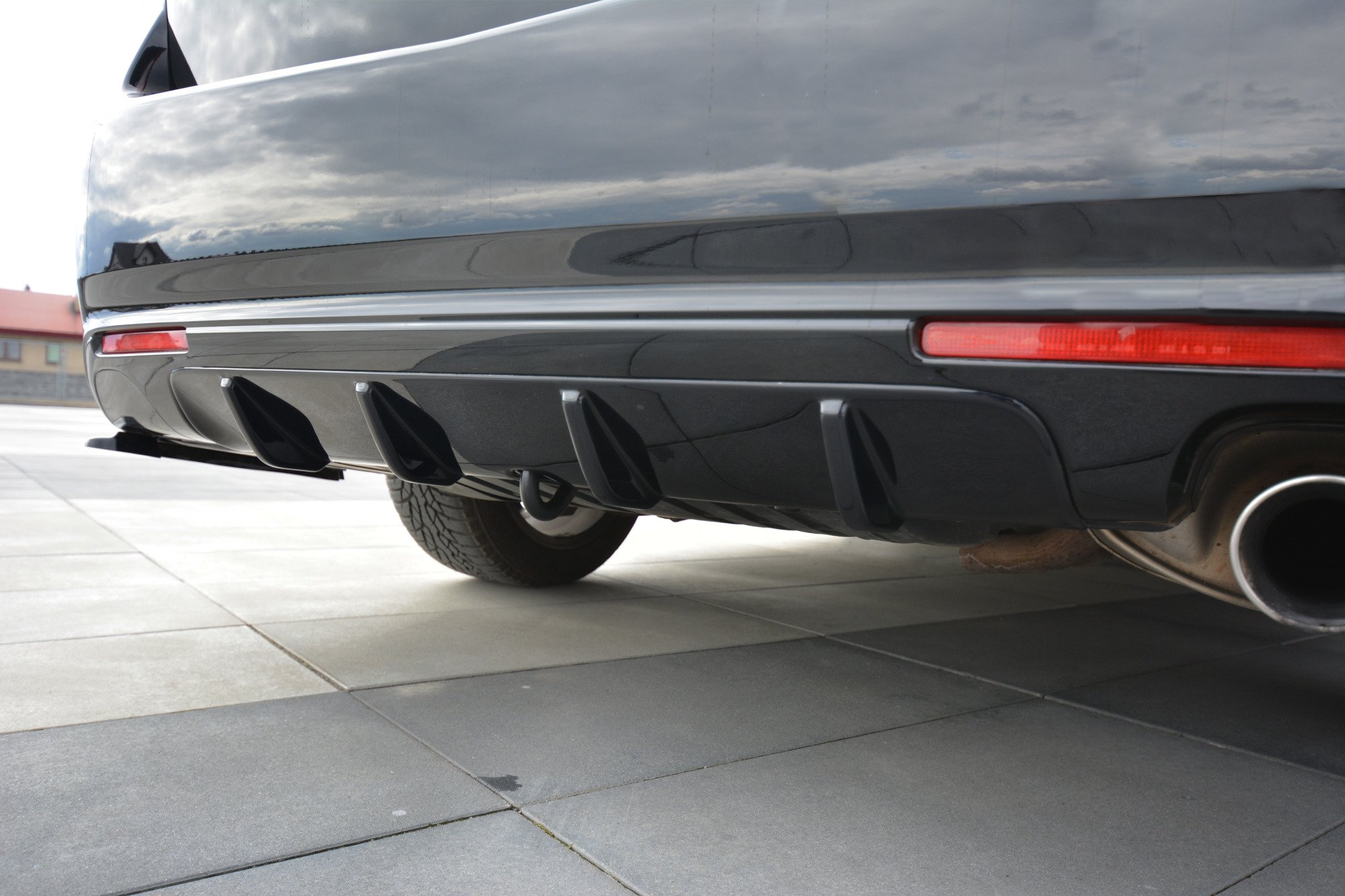 Diffusor Heck Ansatz für Honda Accord Limousine Mk8 schwarz Hochglanz