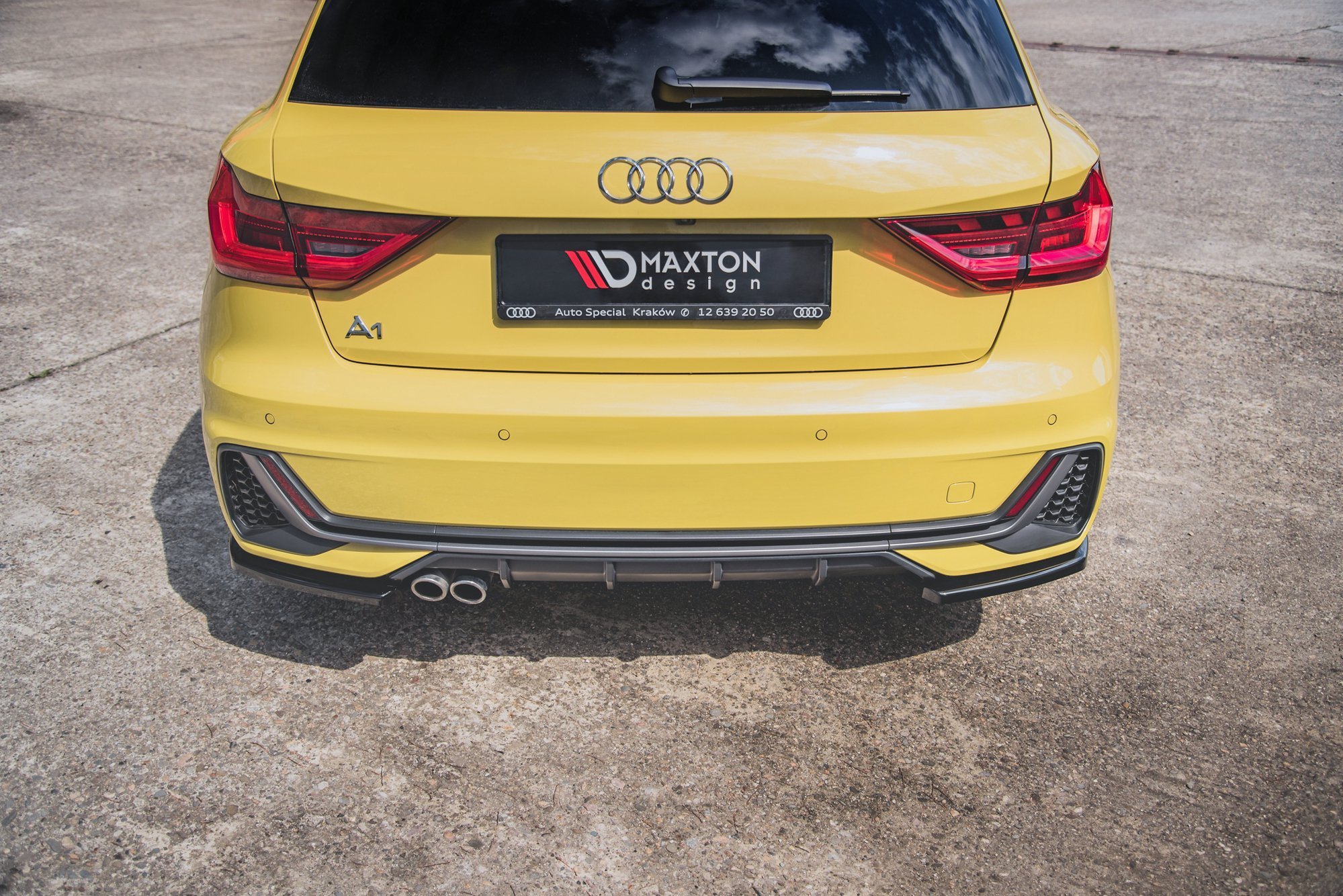Heck Ansatz Flaps Diffusor für Audi A1 S-Line GB schwarz Hochglanz