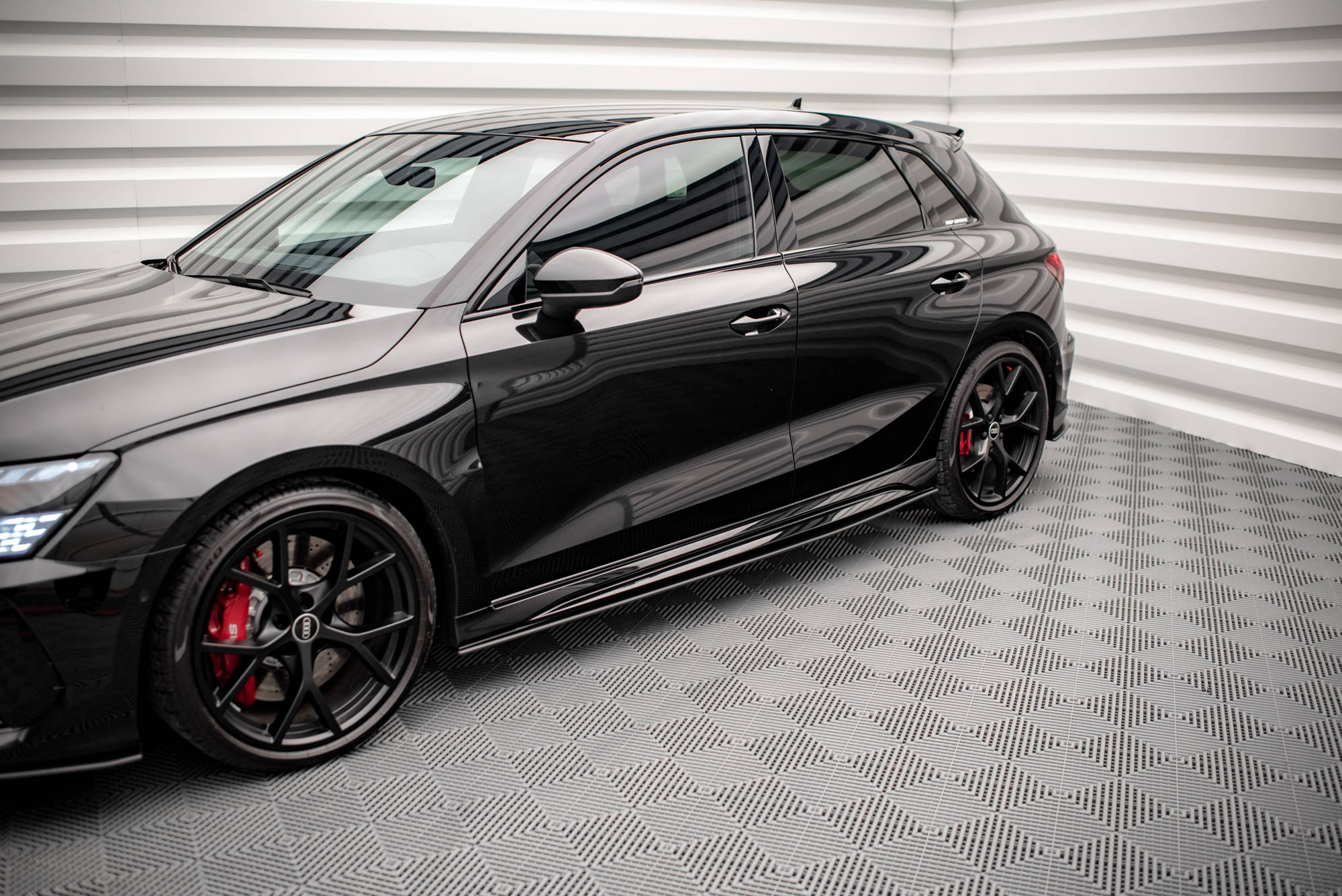 Street Pro Seitenschweller Leisten passend für Audi RS3 Sportback 8Y rot