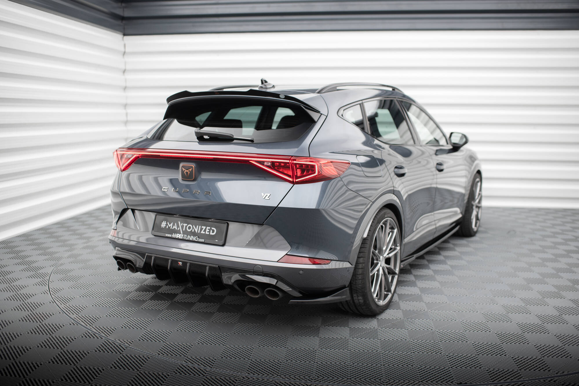 Diffusor Flaps V.3 passend für CUPRA Formentor VZ Mk1 / Mk1 FL schwarz Hochglanz