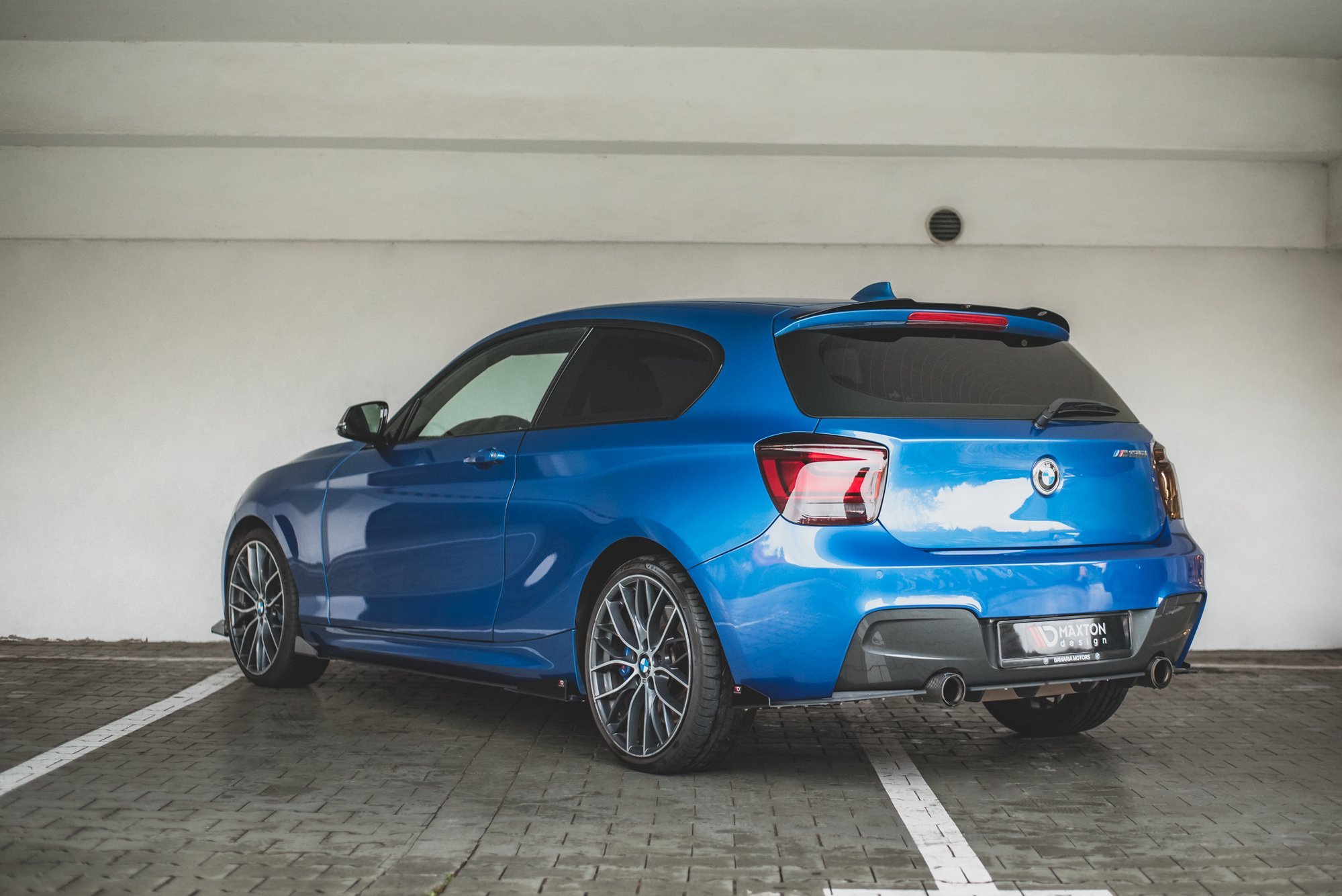 Street Pro Heck Ansatz Flaps passend für BMW M135i F20 schwarz Hochglanz