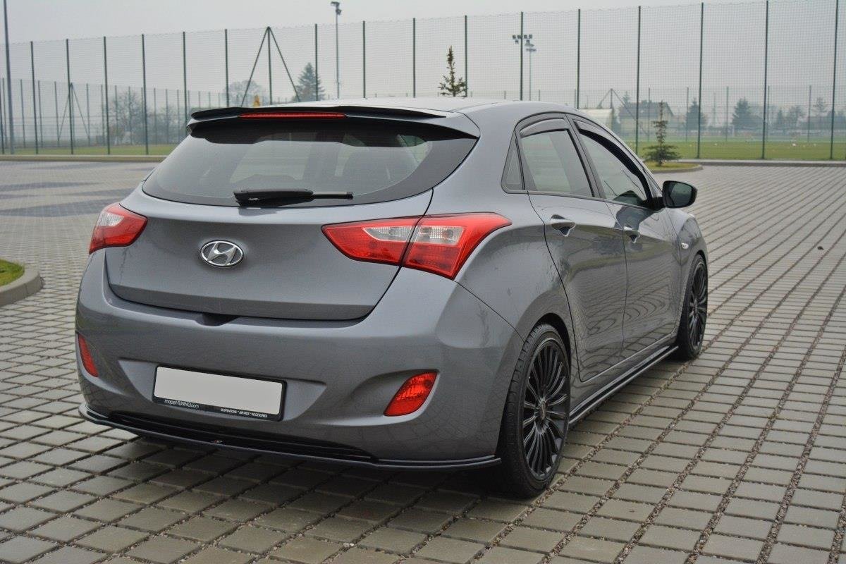 Spoiler CAP für Hyundai i30 mk.2 schwarz Hochglanz