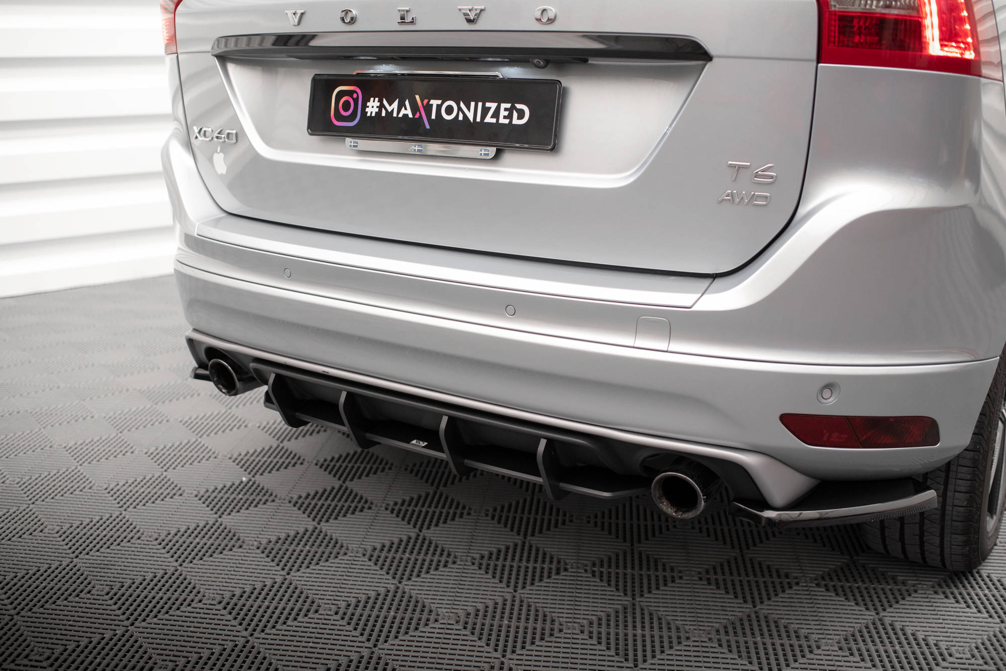 Street Pro Heckschürze Heck Ansatz Diffusor passend für Volvo XC60 R-Design Mk1 FL