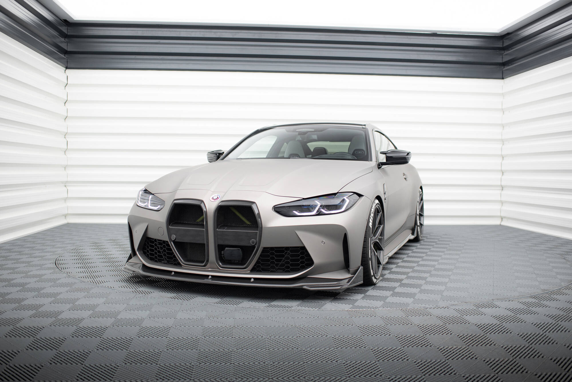 Carbon Fiber Front Stoßstange Flaps passend für BMW M4 G82 / G82 FL