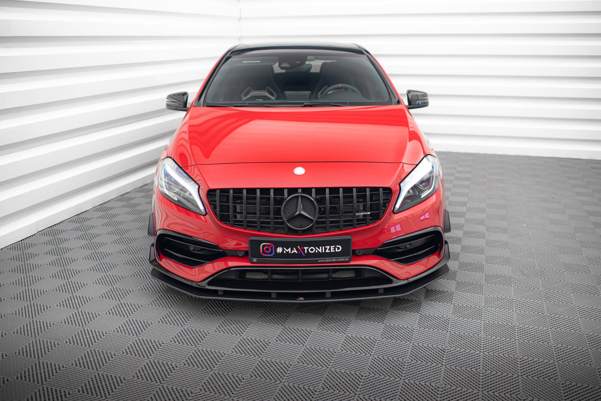 Street Pro Spoilerlippe Front Ansatz passend für Mercedes A 45 AMG Aero W176 FL rot