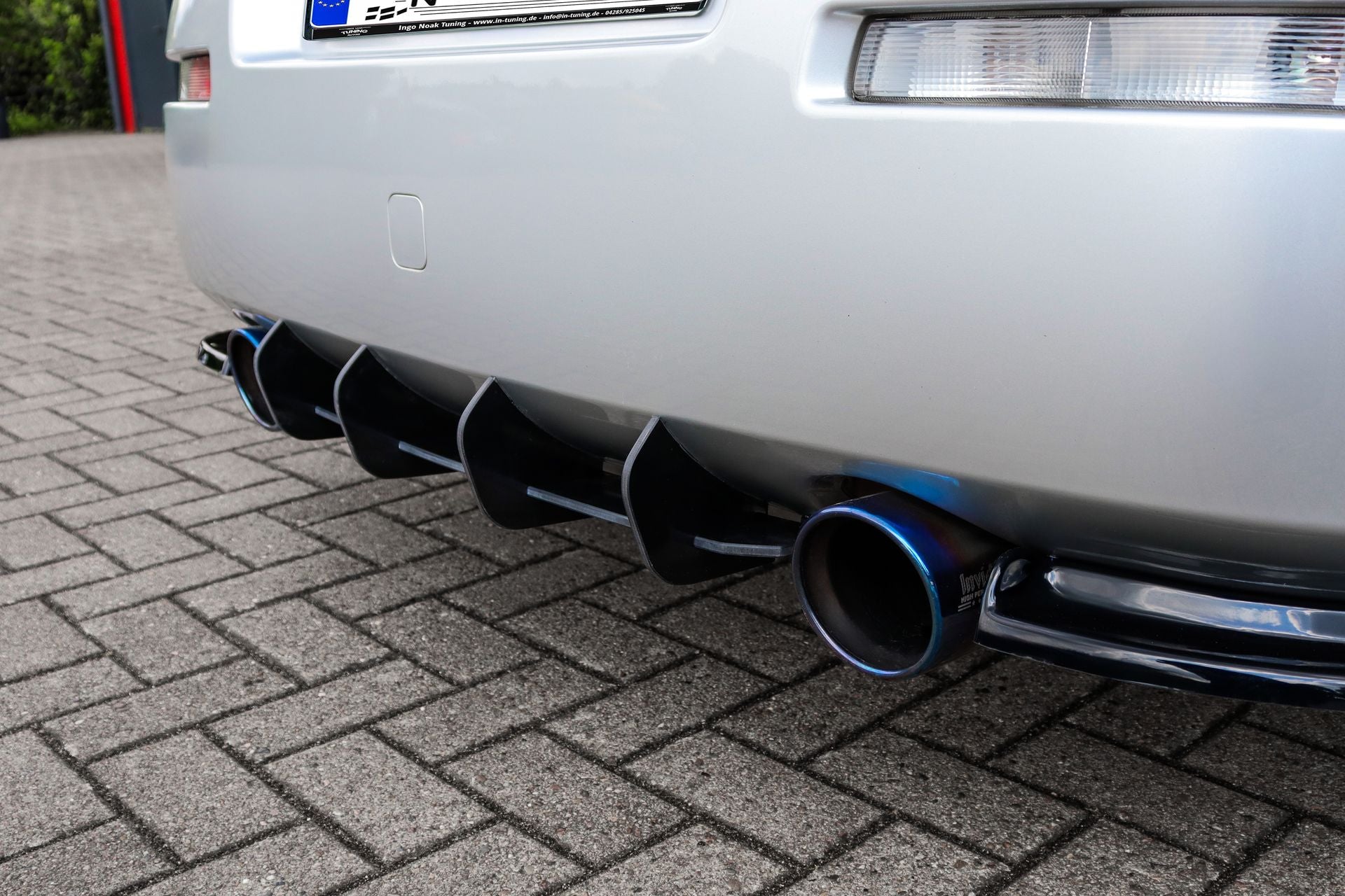 Gefräster Heckansatz mit Finnen aus ABS für Nissan 350Z Coupe+Roadster