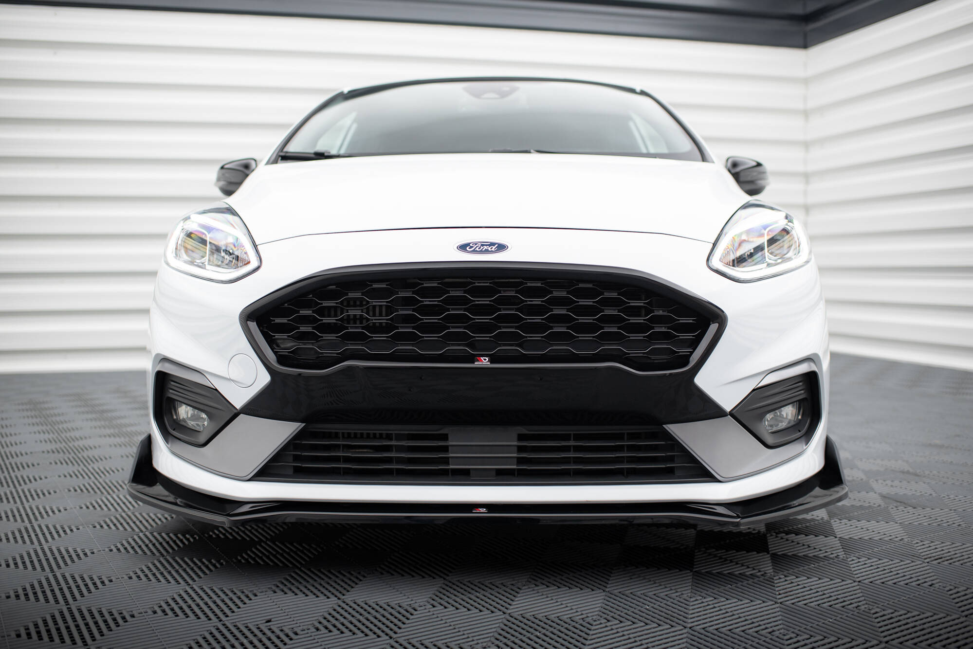 Front Grill Kühlergrill passend für Ford Fiesta ST / ST-Line Mk8 schwarz Hochglanz