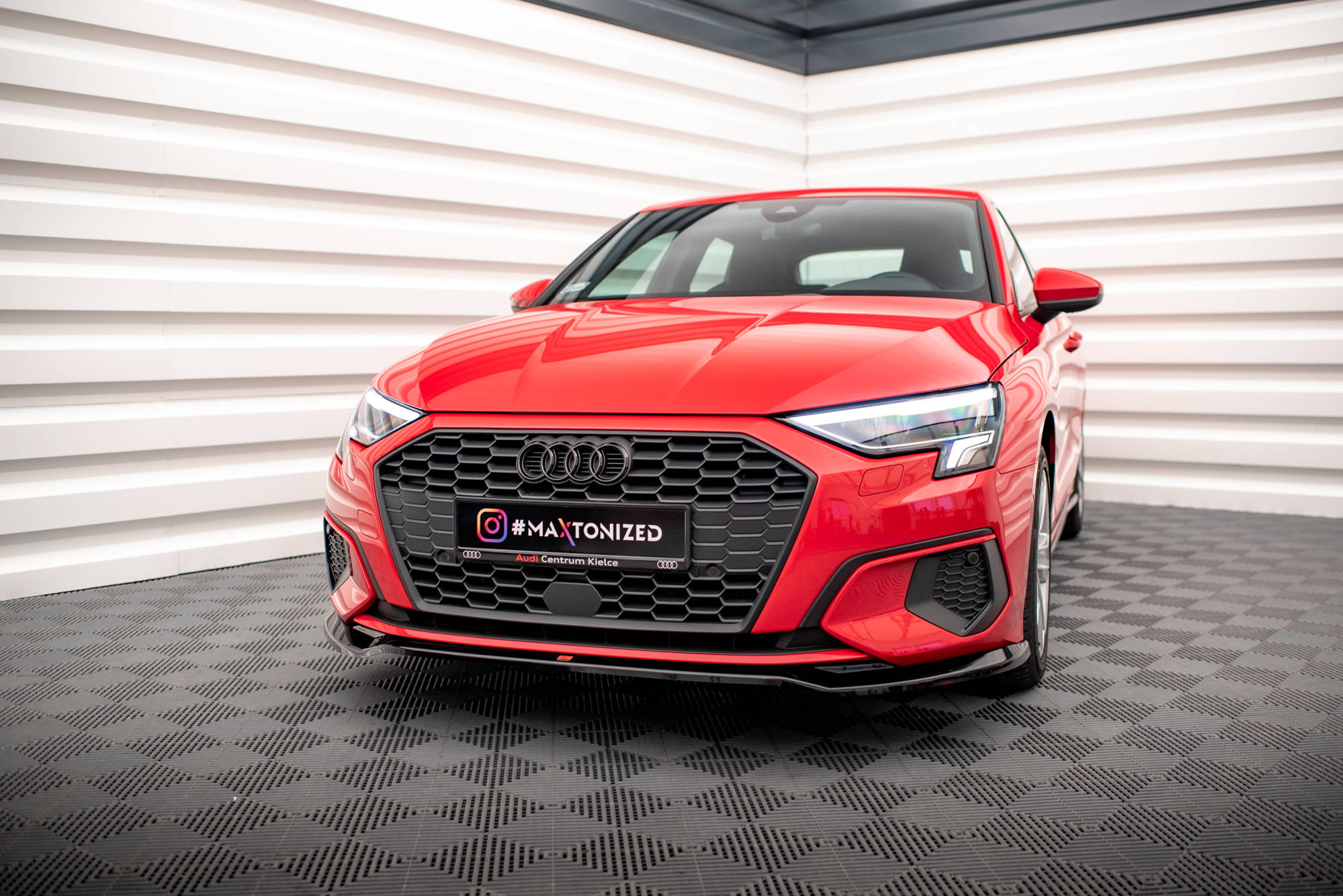 Street+ Spoilerlippe Front Ansatz V.2 passend für Audi A3 8Y schwarz Hochglanz