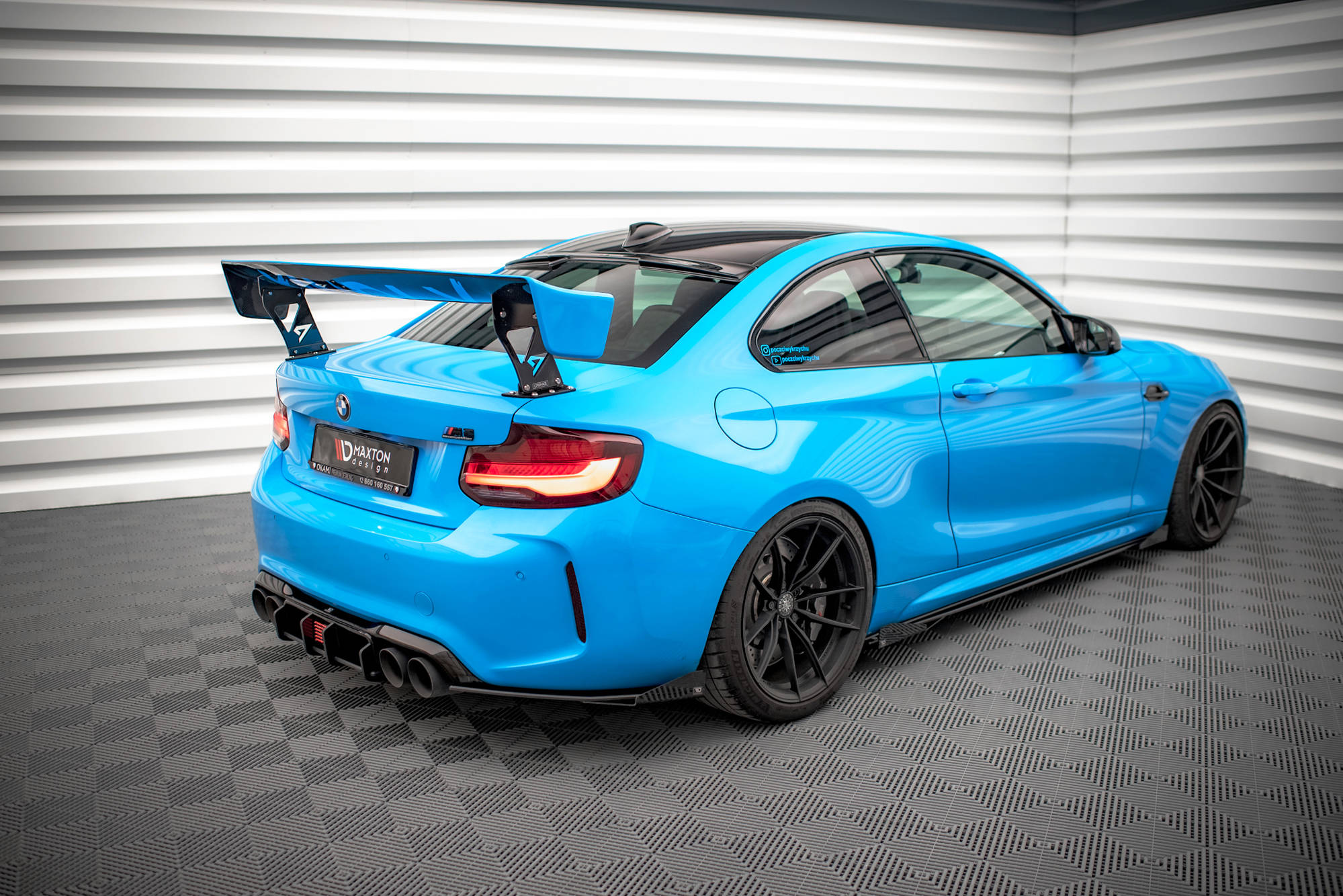 Street Pro Heck Ansatz Flaps passend für BMW M2 F87 rot+ Hochglanz Flaps