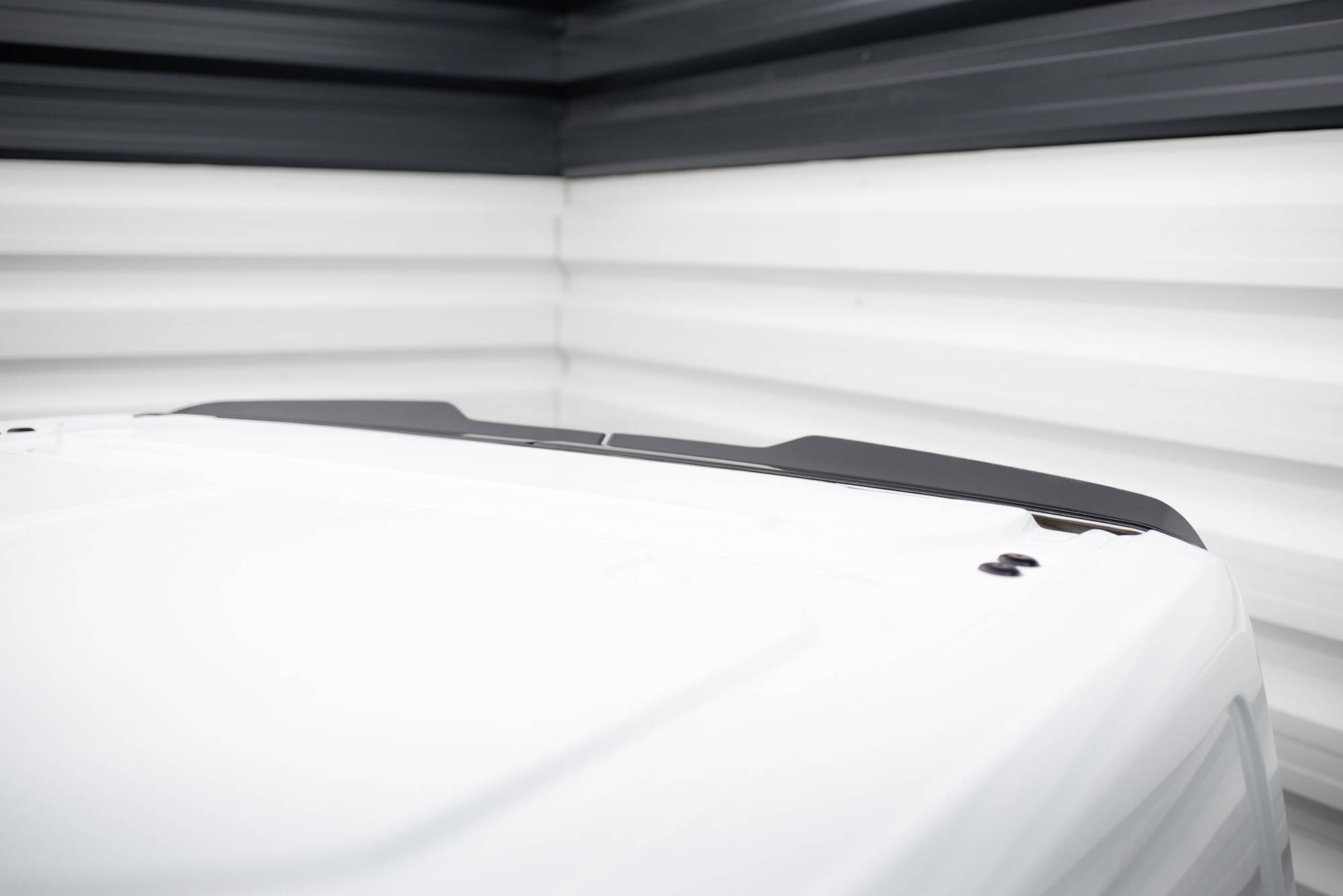 Heck Spoiler Aufsatz Abrisskante passend für Ford Transit Custom Mk1 schwarz Hochglanz