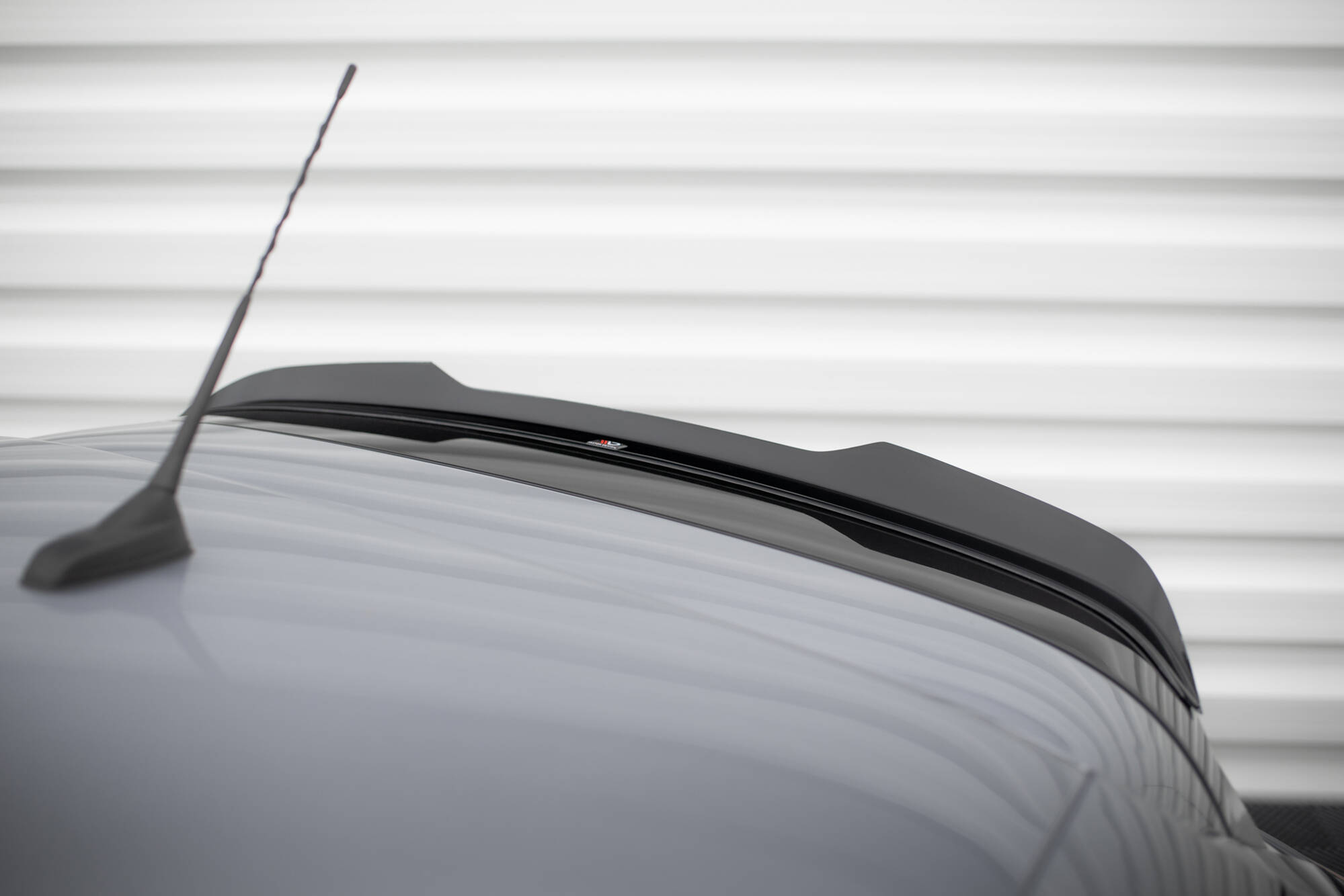 Heck Spoiler Aufsatz Abrisskante passend für Opel Corsa F Mk6 schwarz Hochglanz