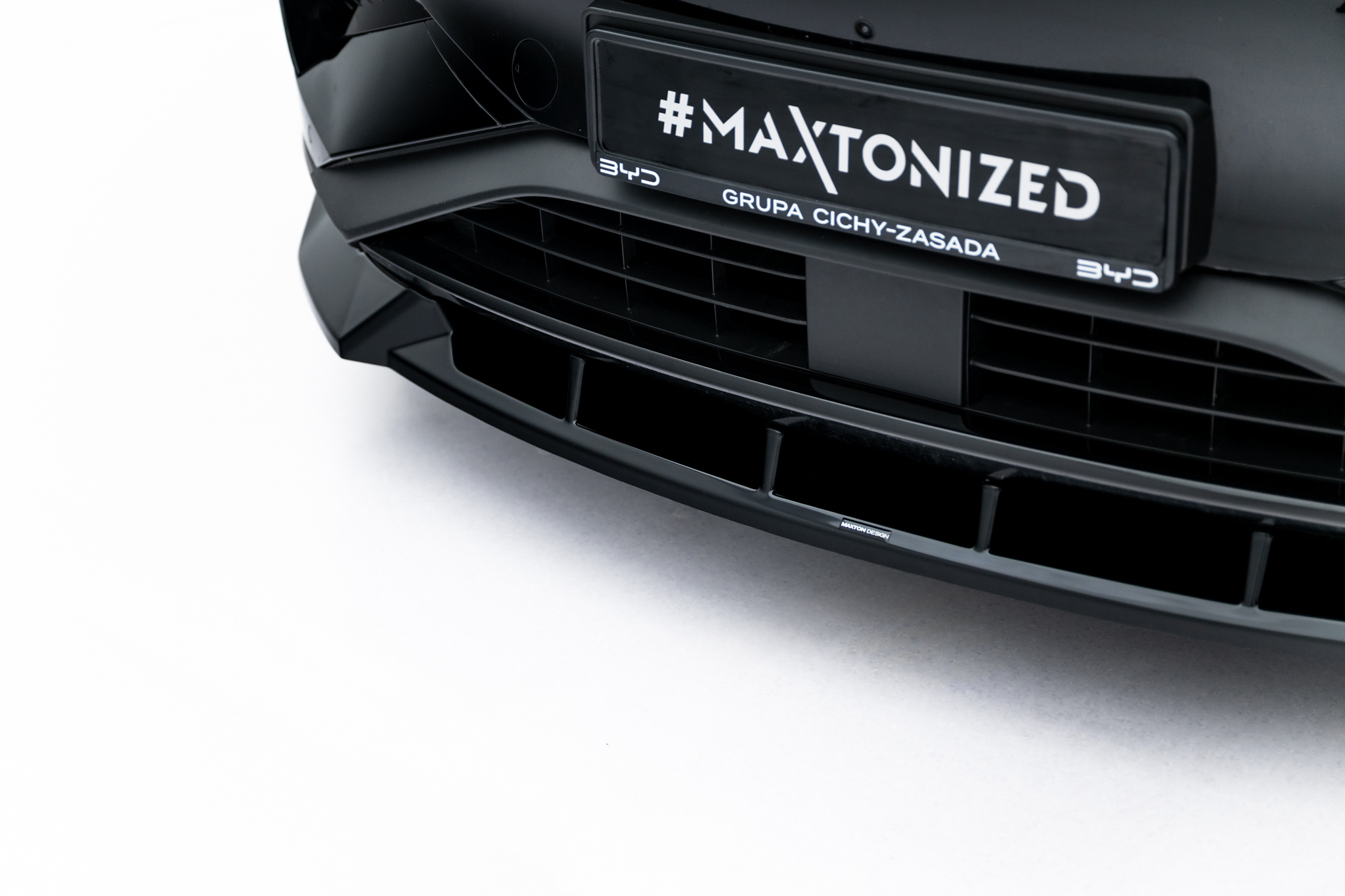 Frontlippe passend für BYD Sealion 7 Mk1 schwarz Hochglanz
