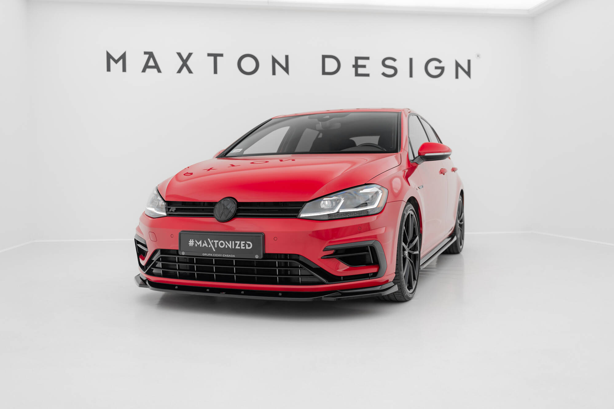 Front Ansatz für V.9 VW Golf R / R-Line Mk7 Facelift schwarz Hochglanz
