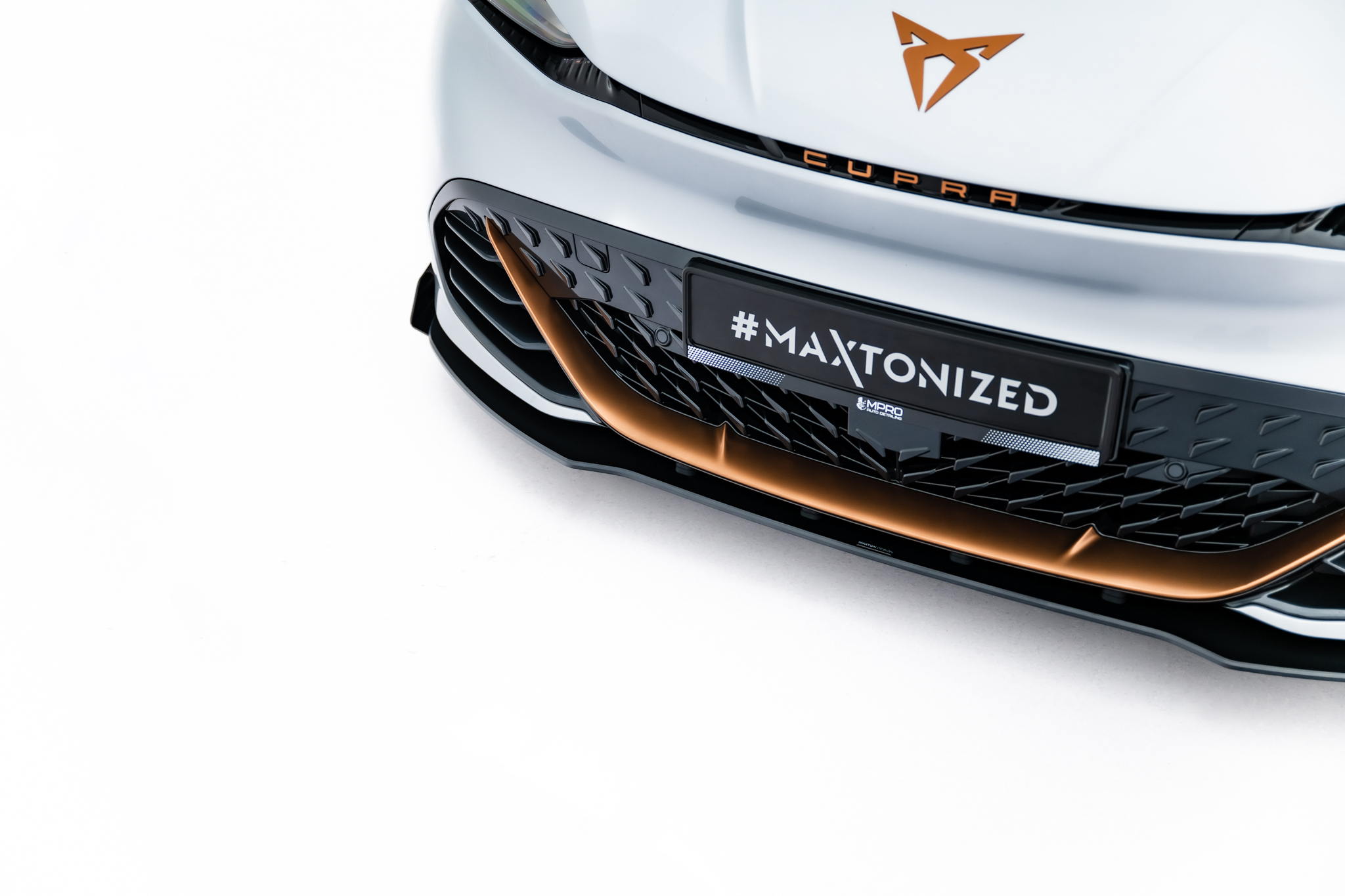 Frontlippe passend für CUPRA Born Mk1 schwarz matt + Hochglanz Flaps
