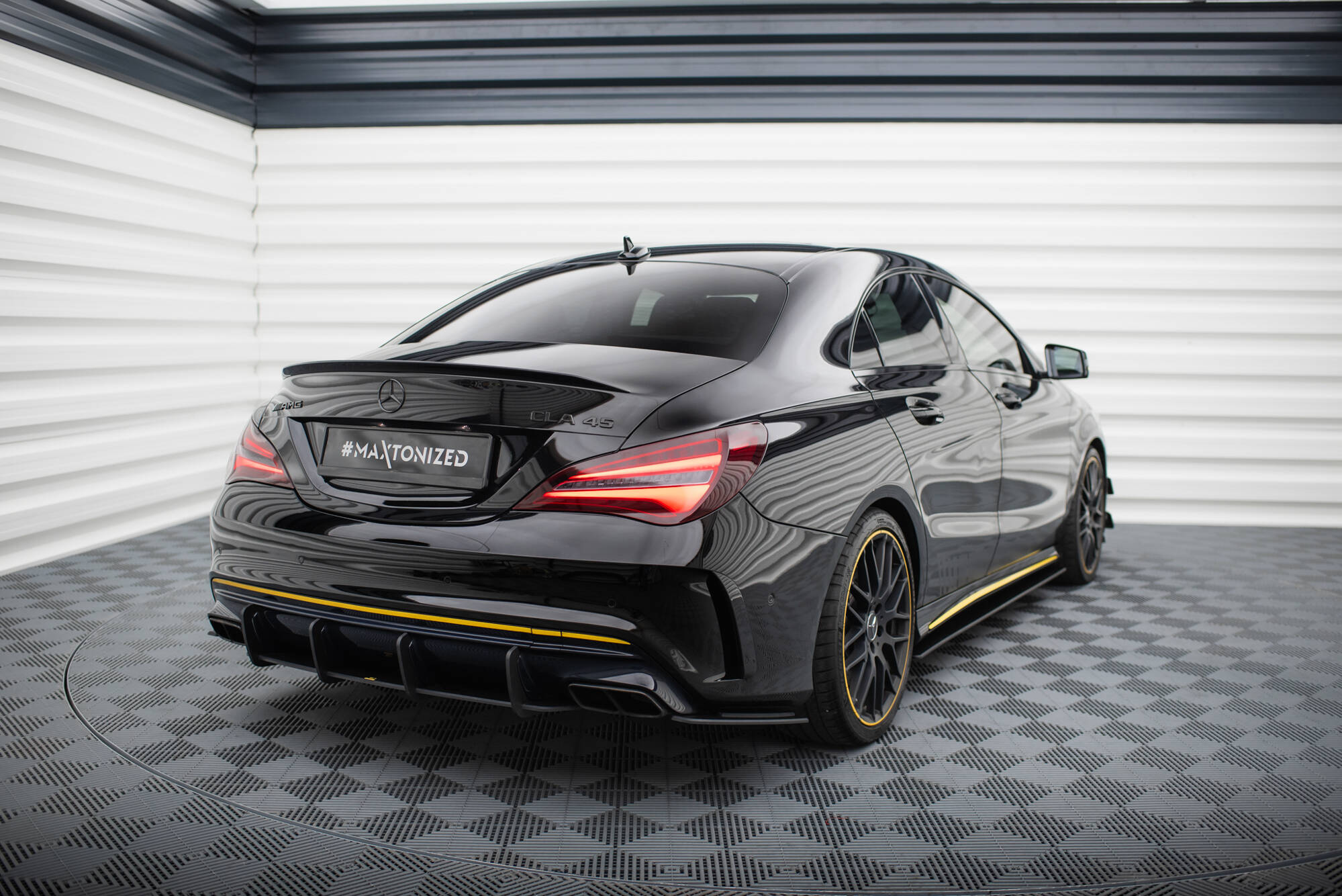 Street Pro Heckschürze Heck Ansatz Diffusor passend für Mercedes-AMG CLA 45 C117 FL