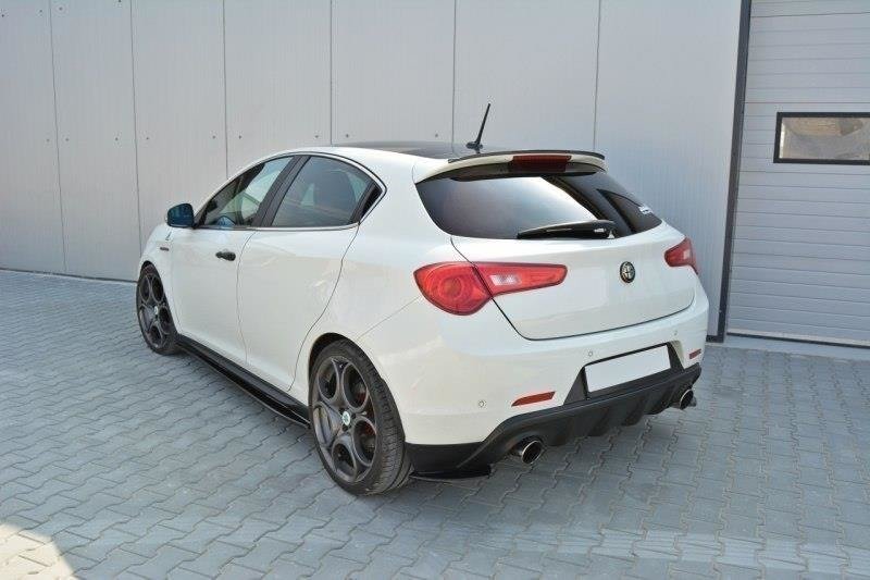 Spoiler CAP für Alfa Romeo Giulietta Zender schwarz Hochglanz