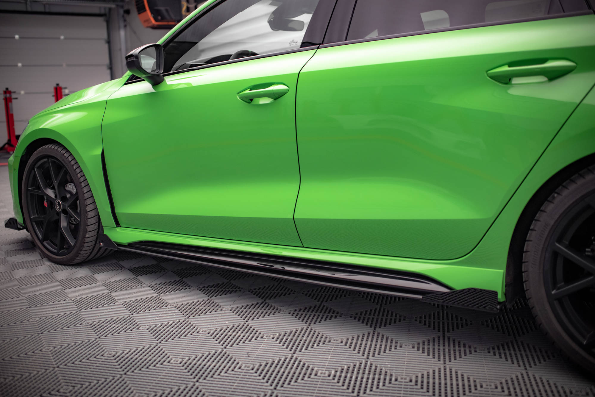 Seitenschweller Flaps passend für Audi RS3 Limousine 8Y schwarz Hochglanz