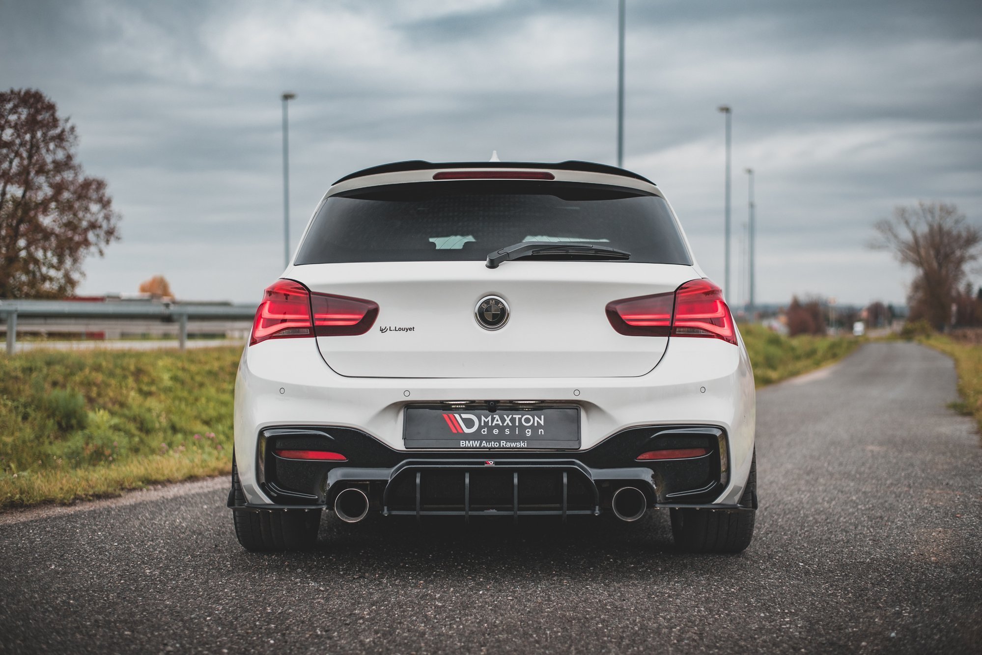 Street Pro Heckschürze Heck Ansatz Diffusor V.4 passend für BMW M140i rot