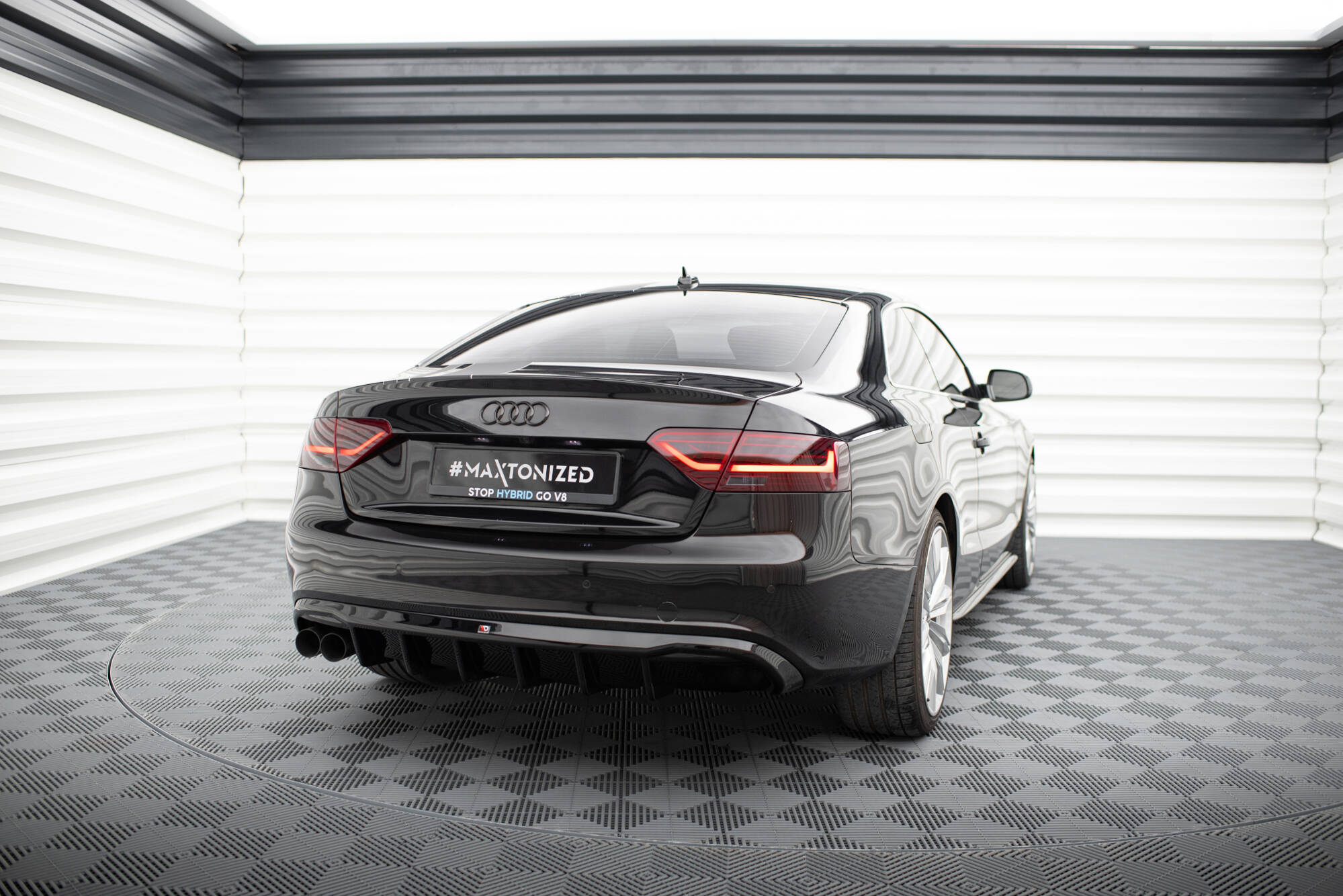 Street+ Heck Ansatz Diffusor passend für Audi A5 Coupe / Cabrio S-Line 8T Doppelauspuff li. schwarz Hochglanz