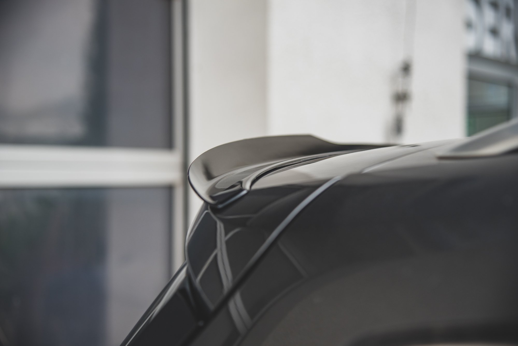 Spoiler CAP für Ford S-Max Mk2 Facelift schwarz Hochglanz