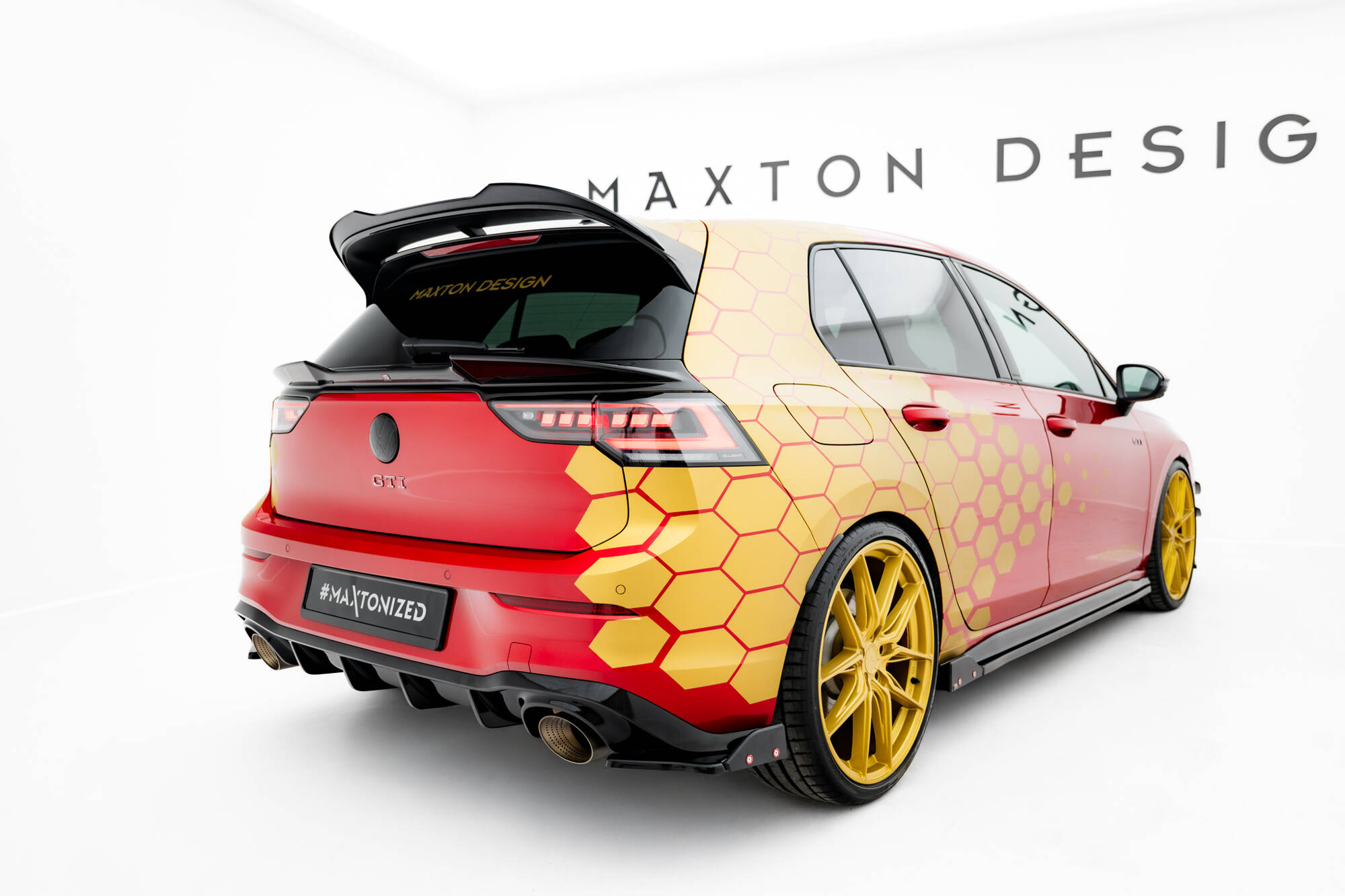 Unterer Heck Spoiler Aufsatz Abrisskante 3D passend für VW Golf R Mk8 FL schwarz Hochglanz