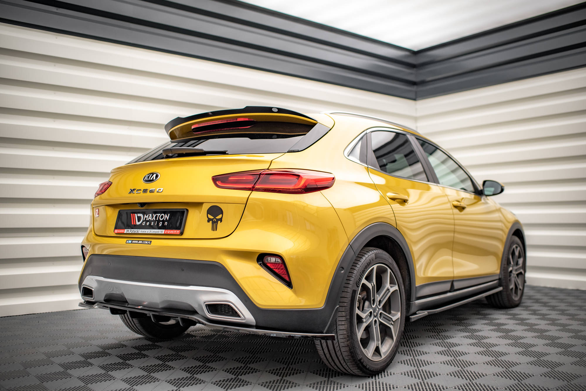 Street+ Mittlerer Diffusor RACE Heck Ansatz passend für Kia XCeed Mk1 schwarz Hochglanz