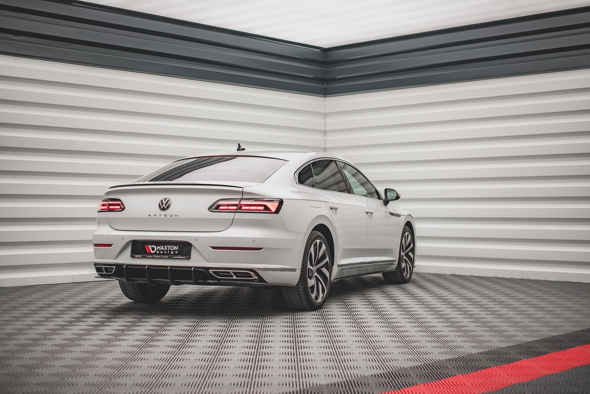 Street Pro Heckschürze Heck Ansatz Diffusor passend für VW Arteon R-Line FL rot