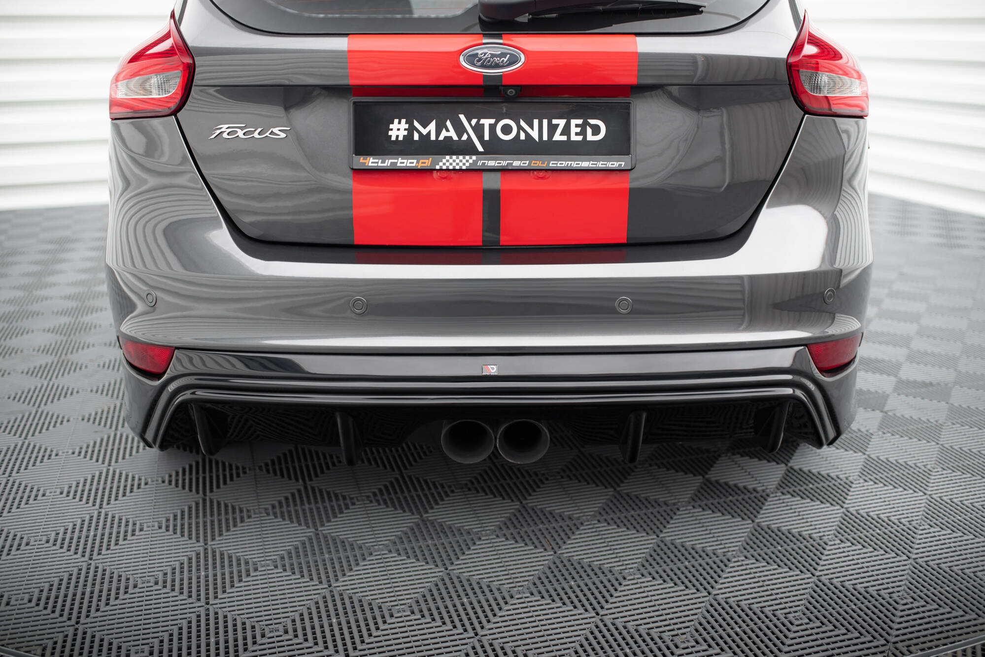 Street+ Heck Ansatz Diffusor passend für Ford Focus ST Mk3 FL RS-Look schwarz Hochglanz