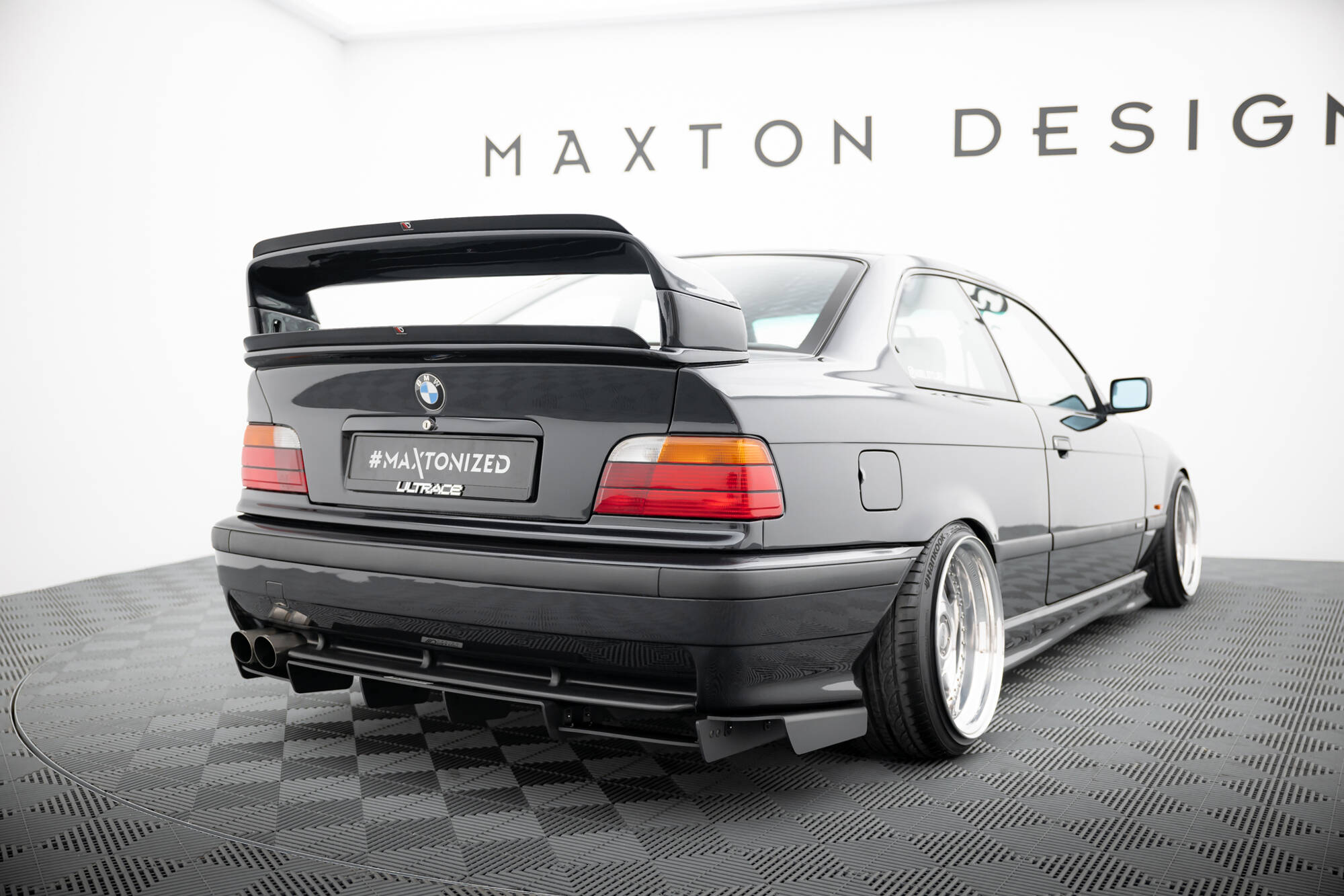 Unterer Spoiler CAP für BMW M3 / 3 M-Paket E36 Coupe GT Klasse schwarz Hochglanz