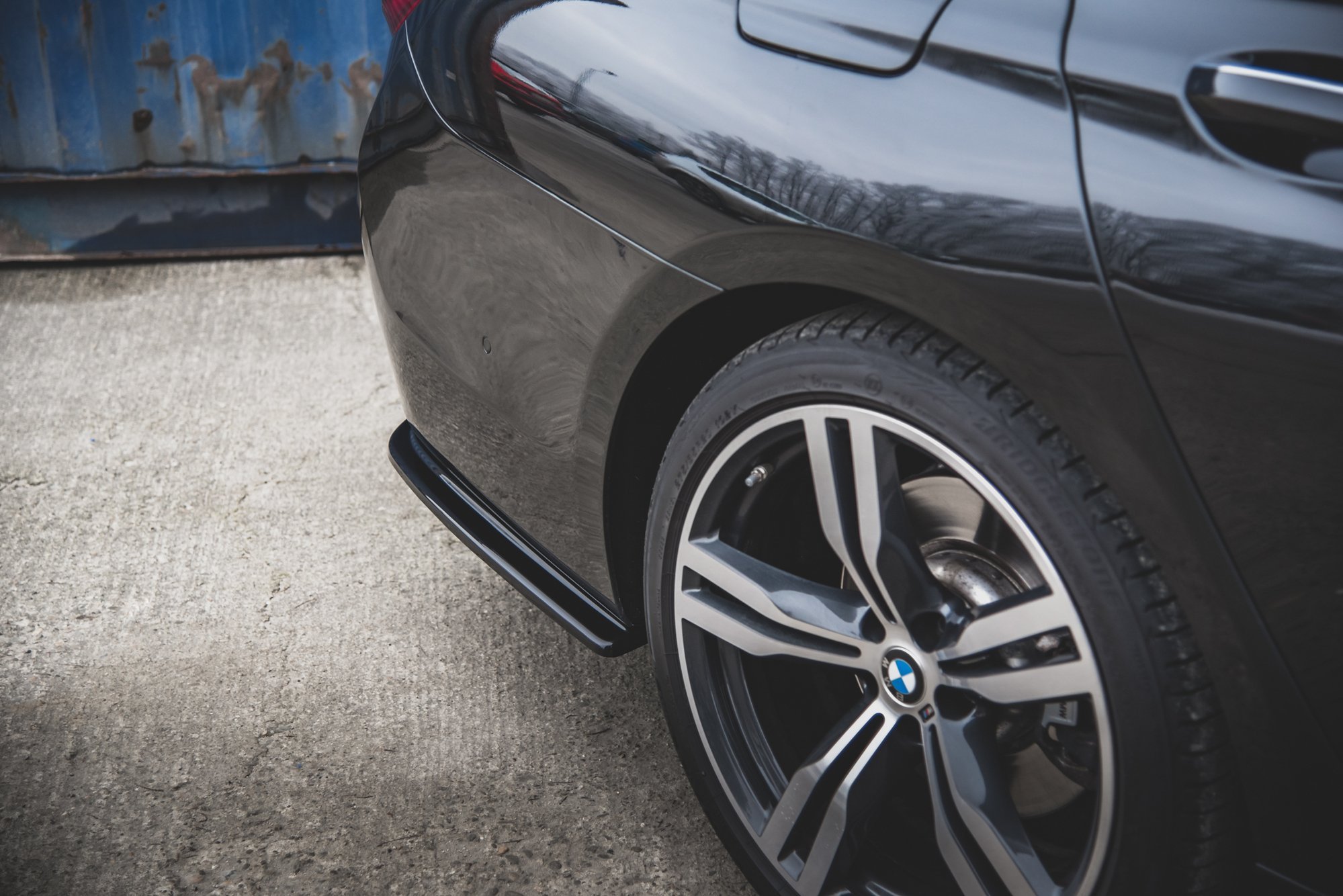 Street+ Mittlerer Diffusor Heck Ansatz passend für BMW 7 M-Paket G11 /G12 schwarz Hochglanz