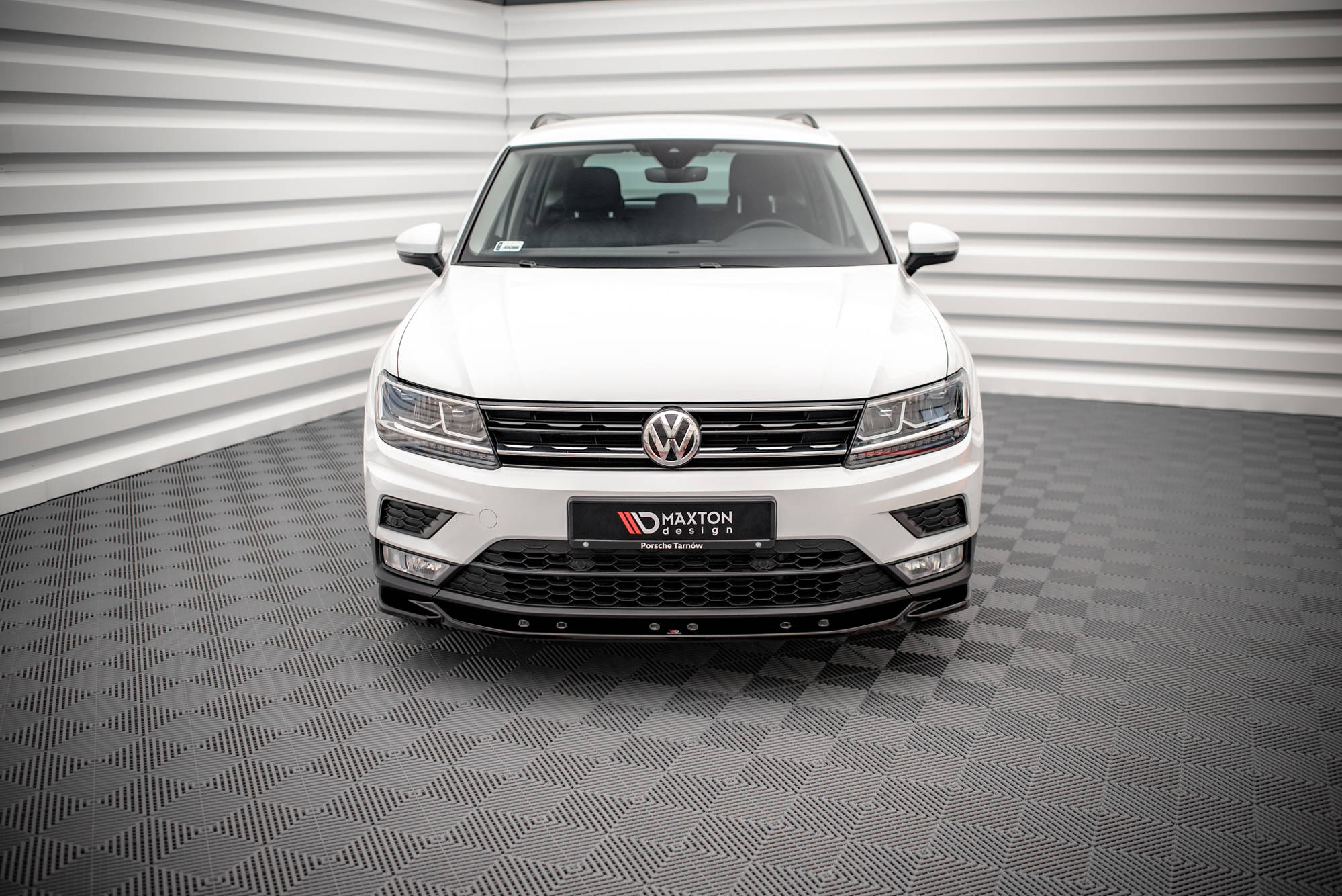 Street+ Spoilerlippe Front Ansatz passend für VW Tiguan Mk2 schwarz Hochglanz