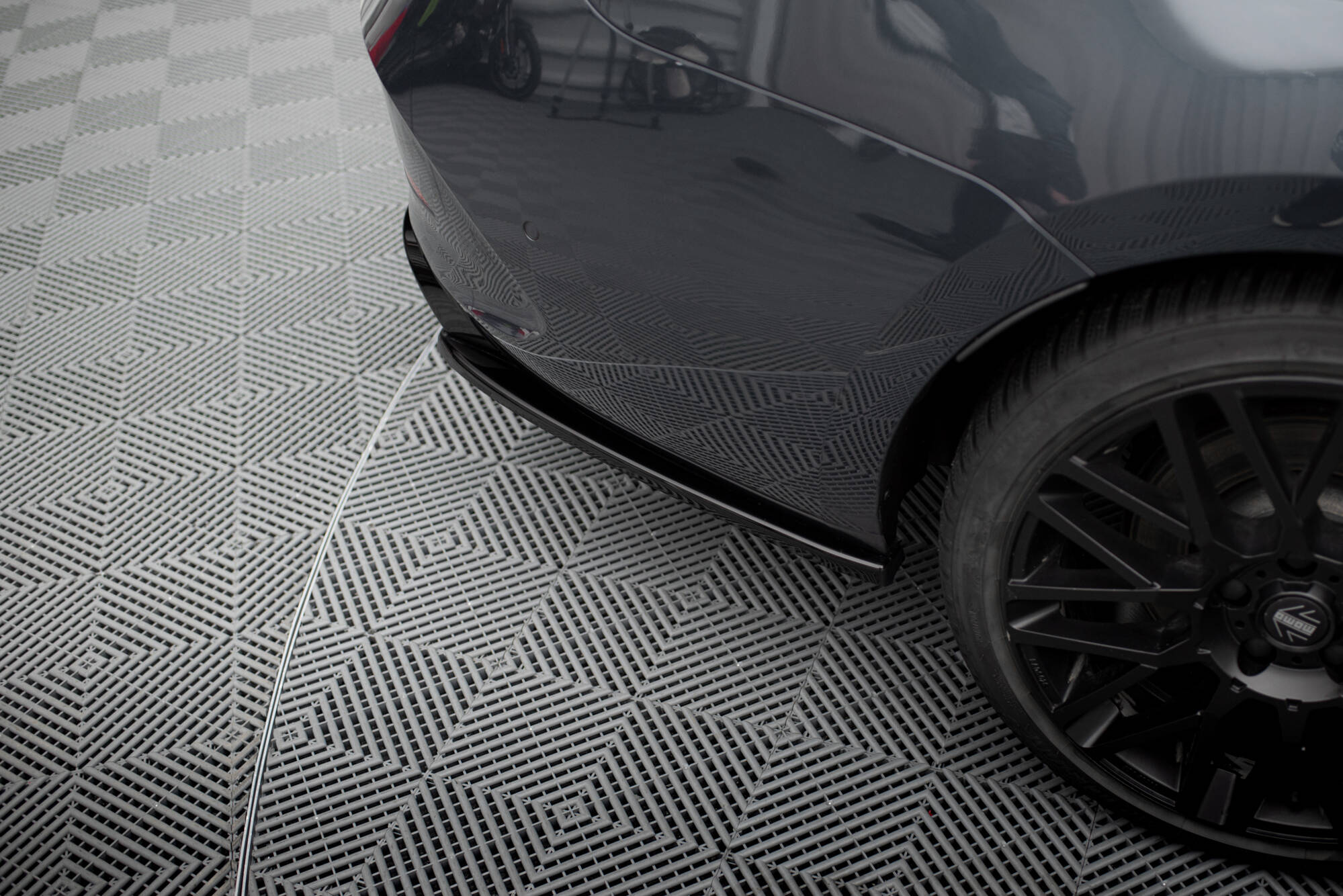 Diffusor Flaps V.2 passend für CUPRA Leon ST Mk1 FL schwarz Hochglanz
