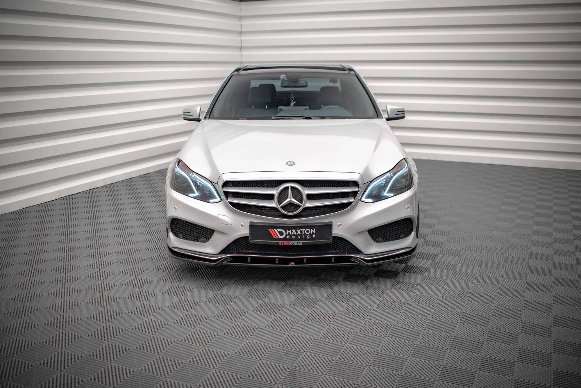 Street+ Spoilerlippe Front Ansatz V.2 passend für Mercedes E AMG-Line Limousine W212 FL schwarz Hochglanz