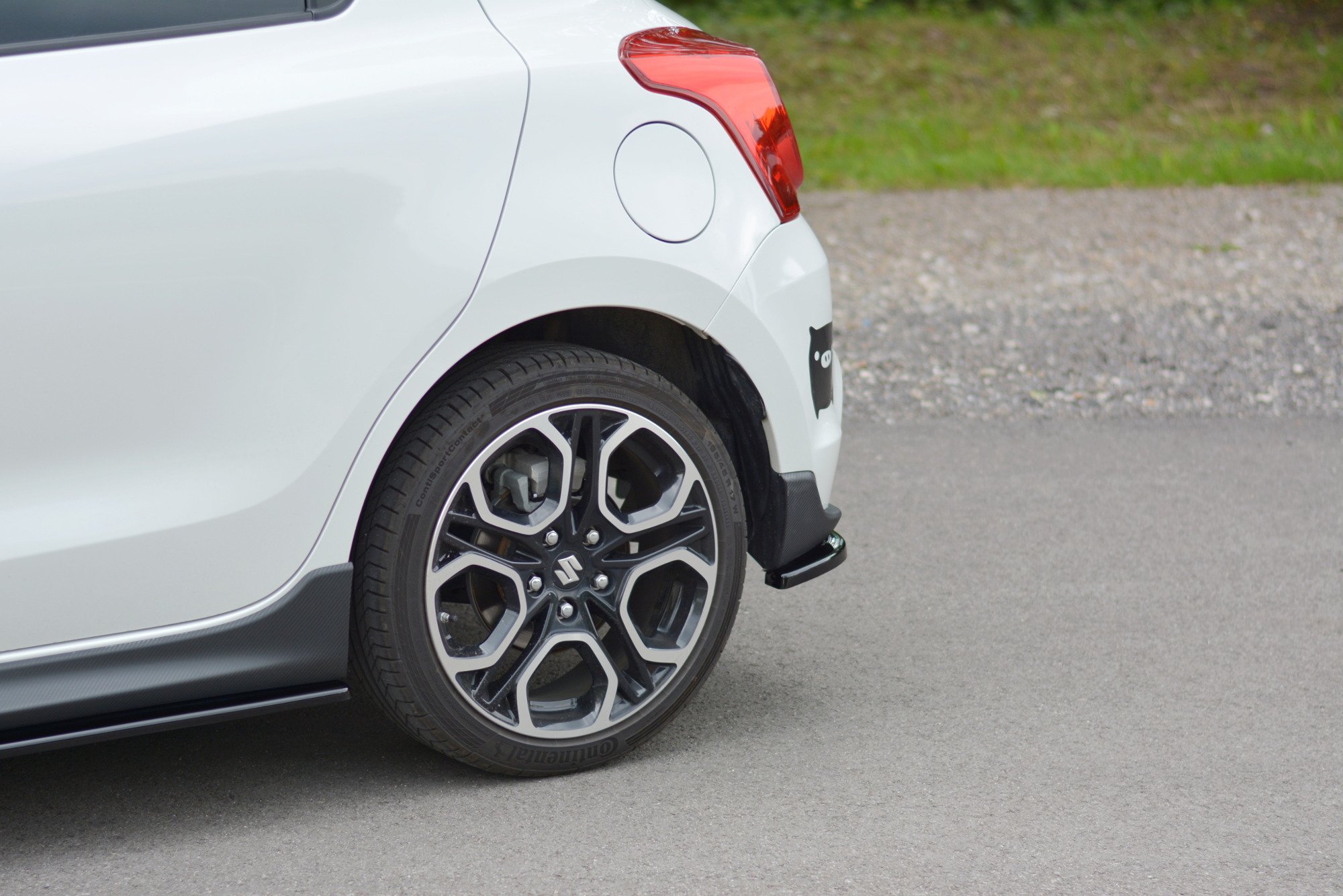 Heck Ansatz Flaps Diffusor für Suzuki Swift Mk6 schwarz Hochglanz