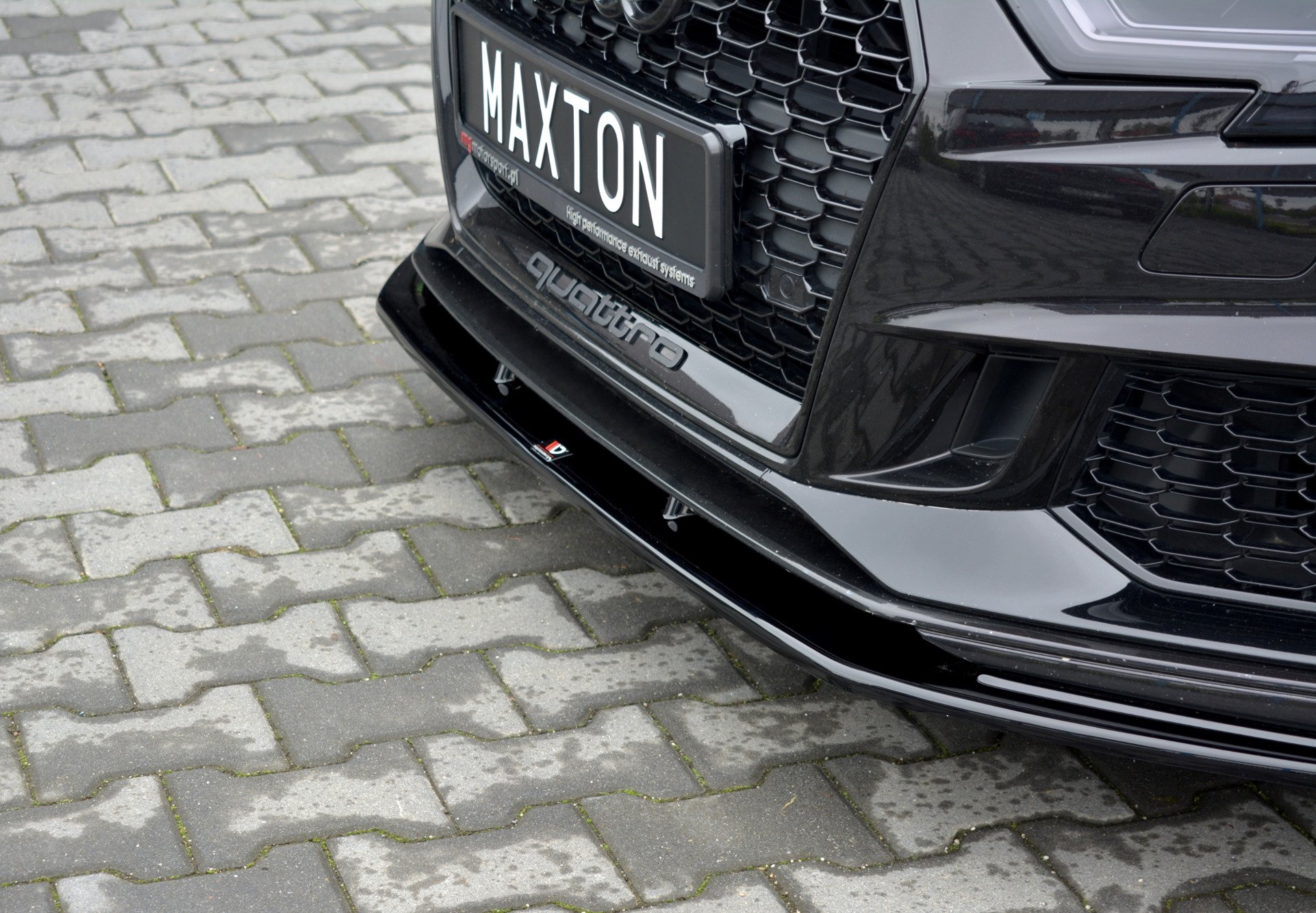 Front Ansatz V.1 für Audi RS3 Sportback 8V Facelift schwarz Hochglanz