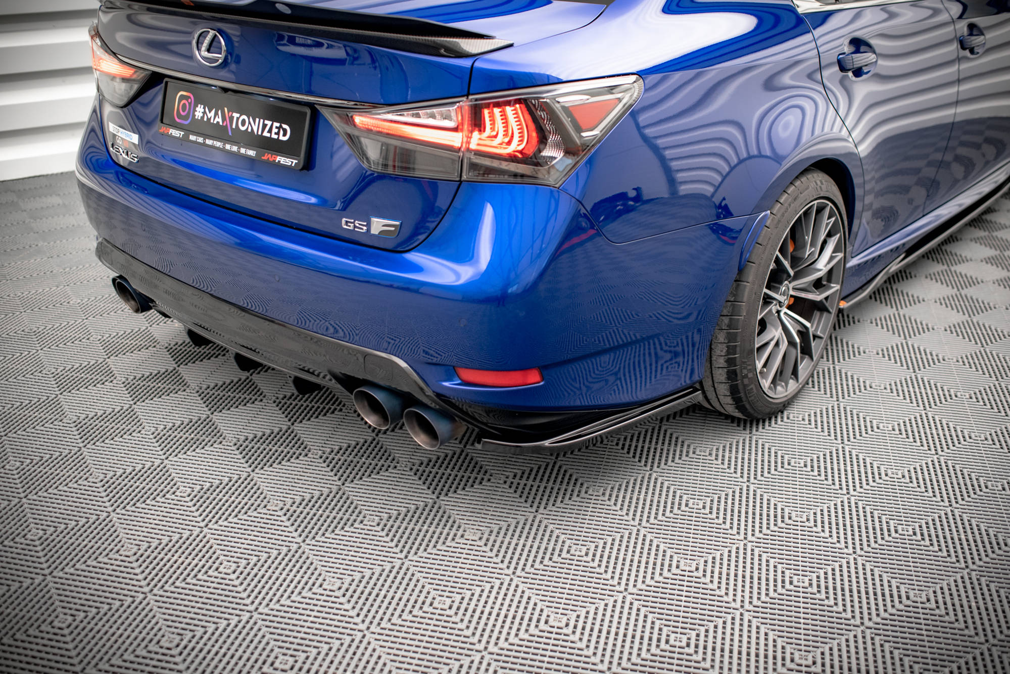 Street+ Heck Ansatz Flaps passend für Lexus GS F Mk4 FL schwarz Hochglanz