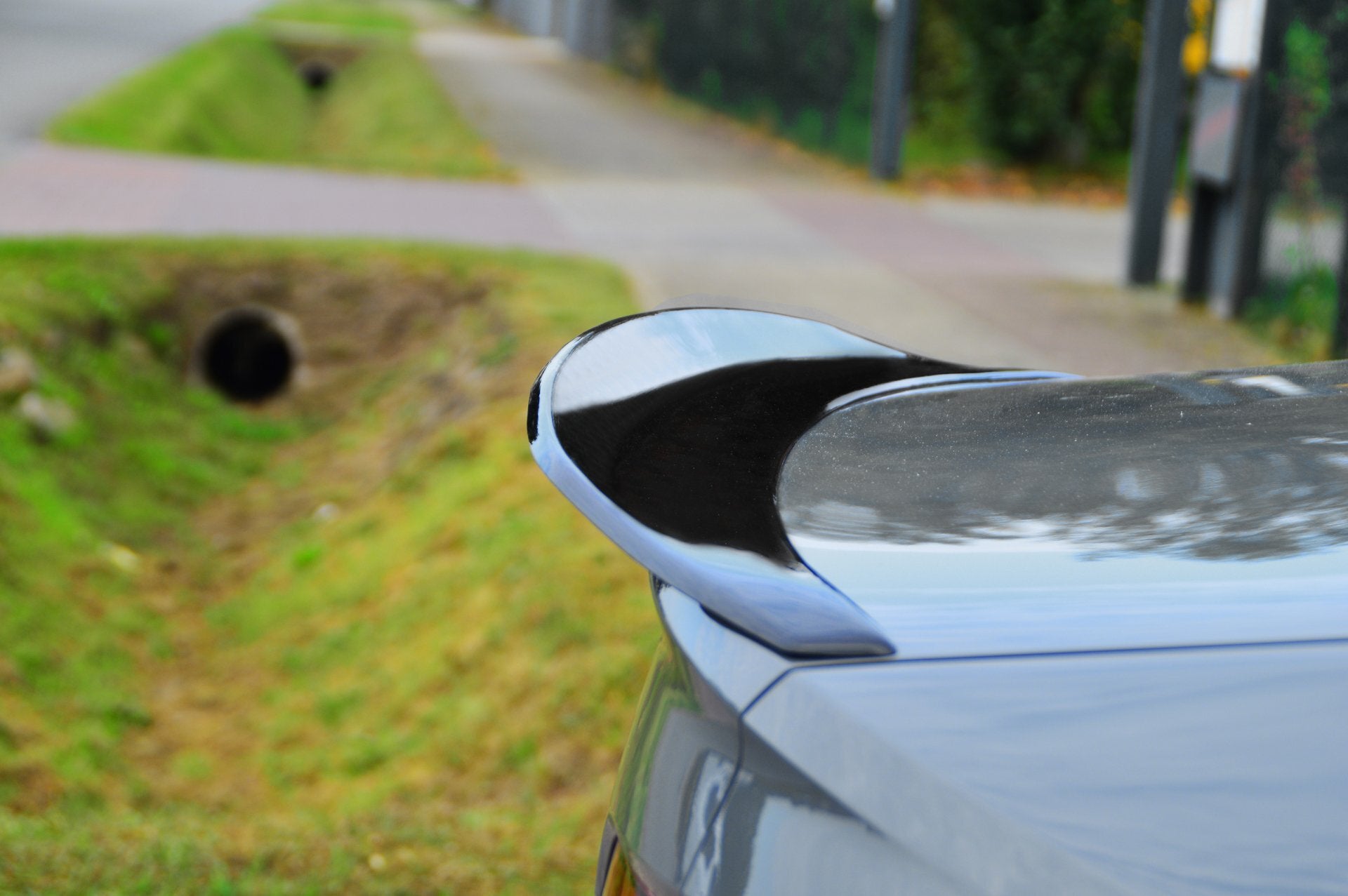 Heckklappenspoiler Ducktail für VW Jetta 7 GLI (Schwarz Matt)