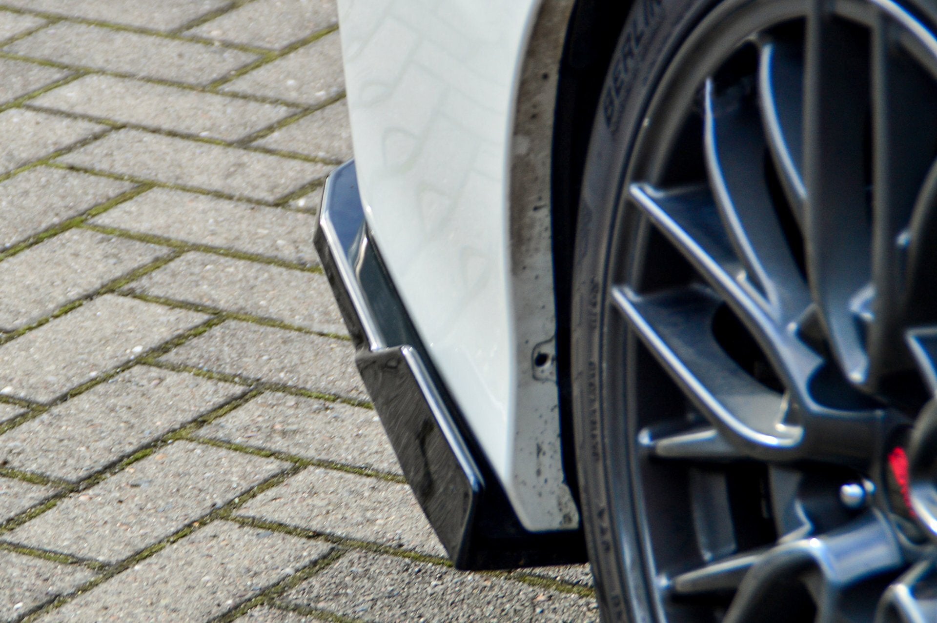 Bodykit für Subaru Impreza WRX STi V1+VAF (Schwarz Matt)