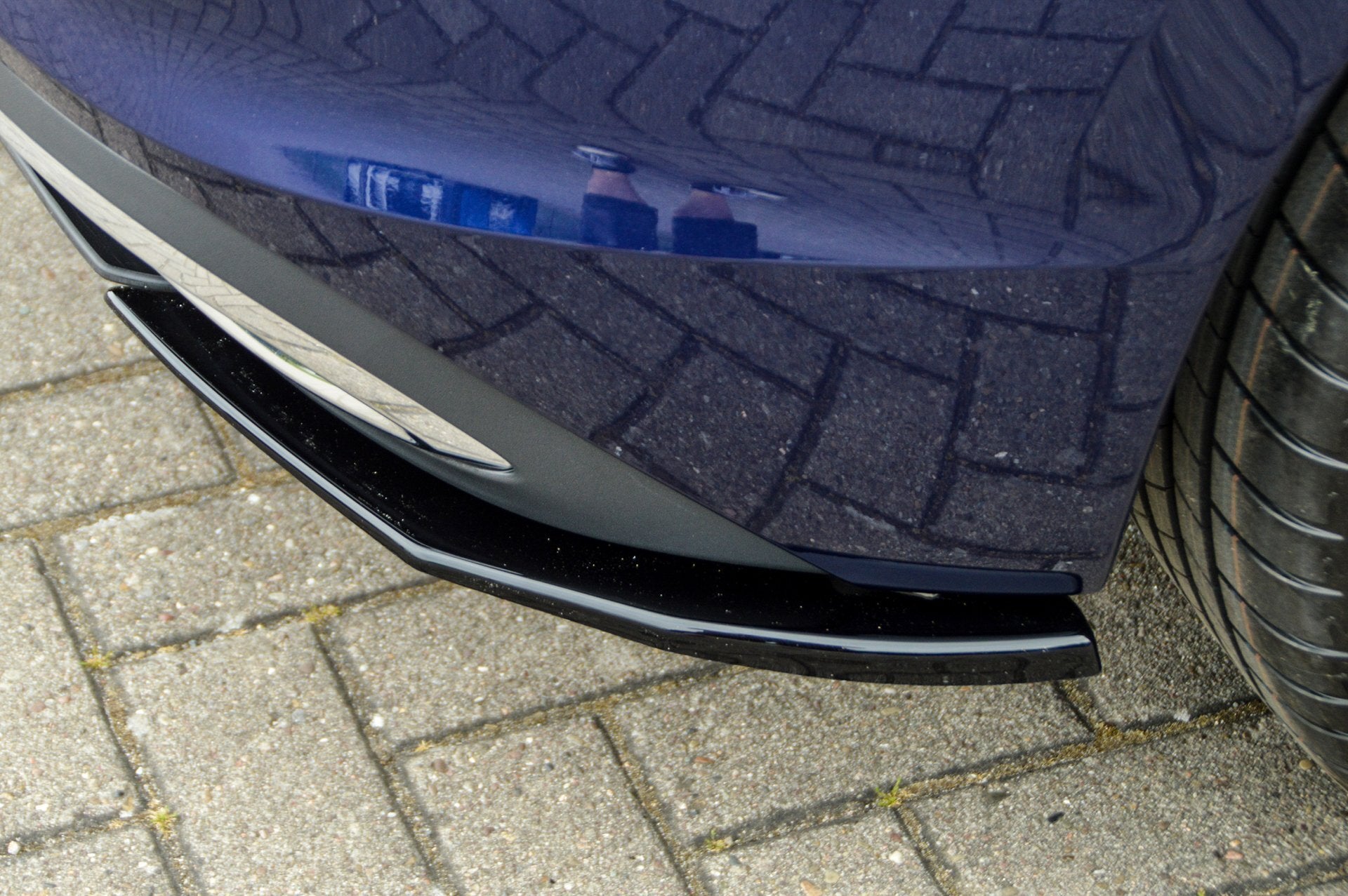 Bodykit für VW Golf 8 Bj.12/2019- (Schwarz Matt)