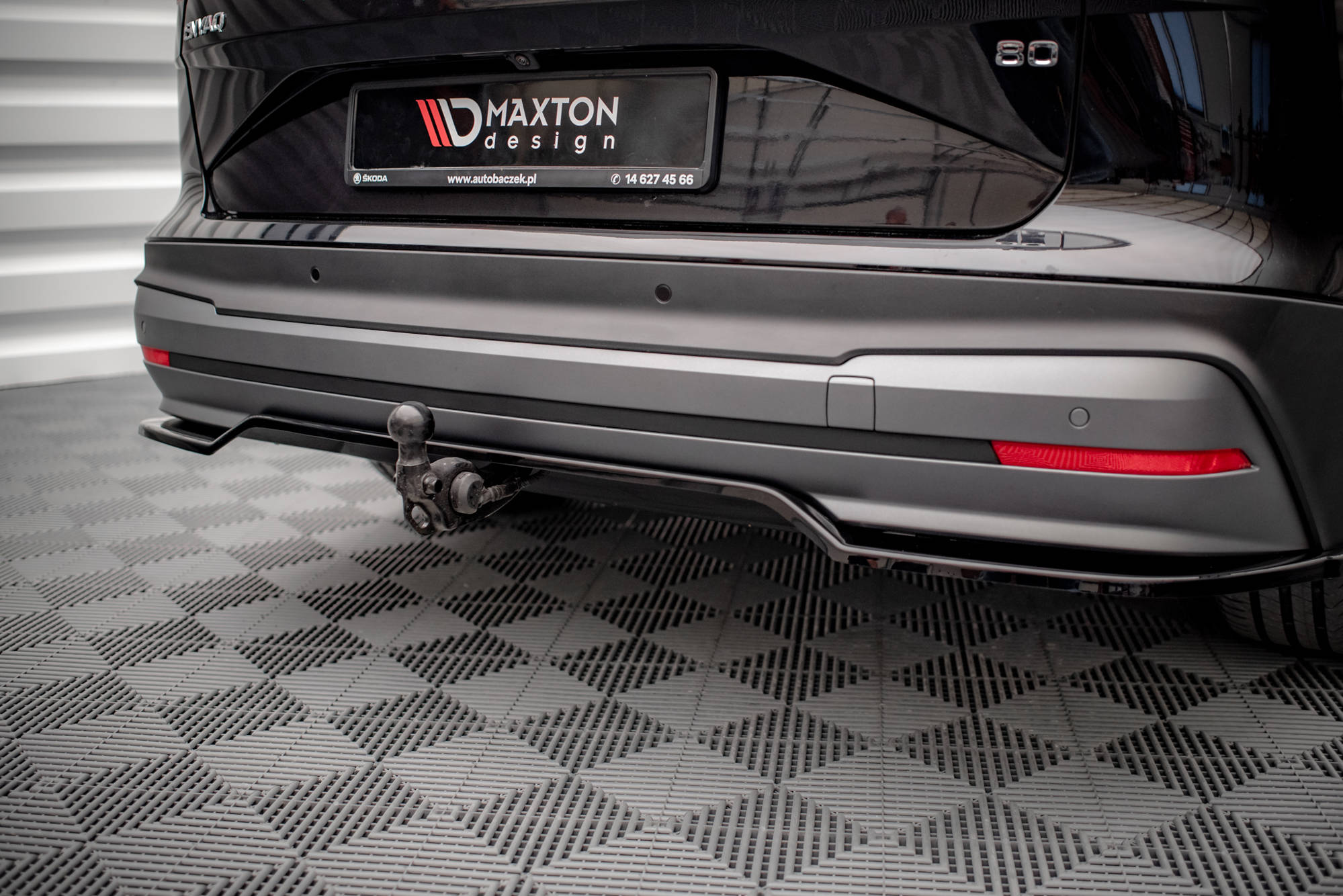 Street+ Mittlerer Diffusor RACE Heck Ansatz passend für Skoda Enyaq iV schwarz Hochglanz