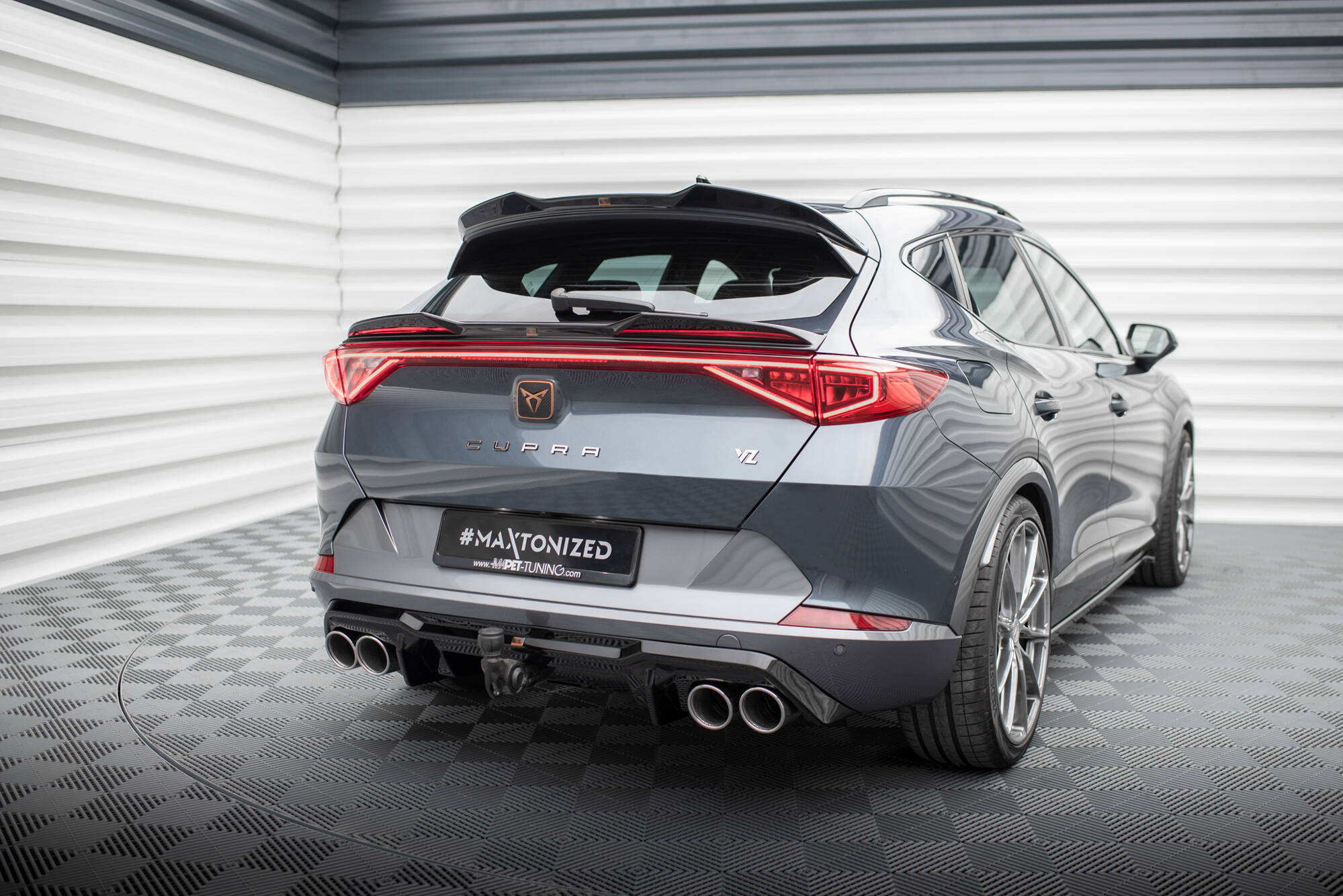Heckansatz Diffusor + Endrohre passend für CUPRA Formentor Mk1 FL