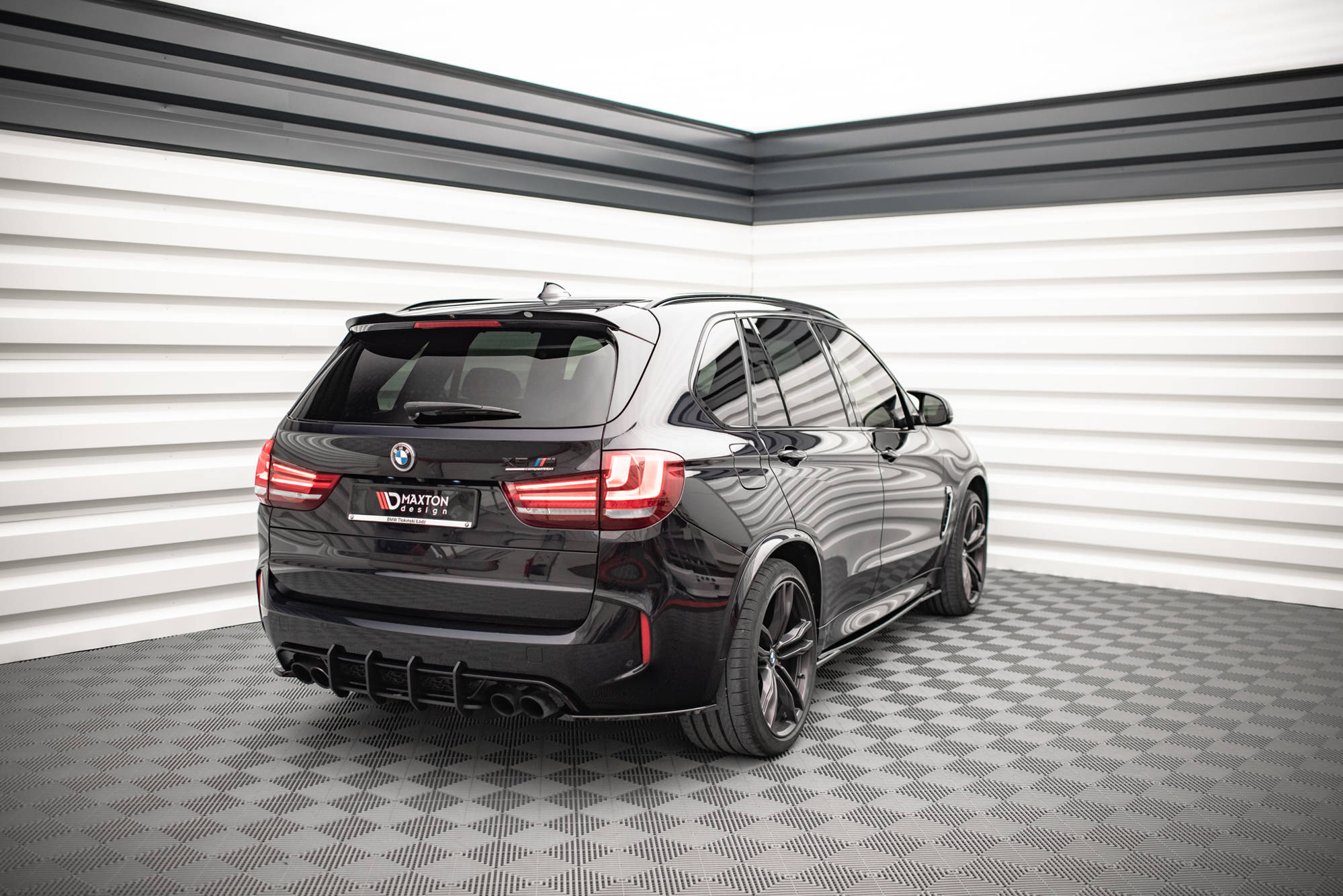Street Pro Heckschürze Heck Ansatz Diffusor passend für BMW X5 M F85 schwarz-rot