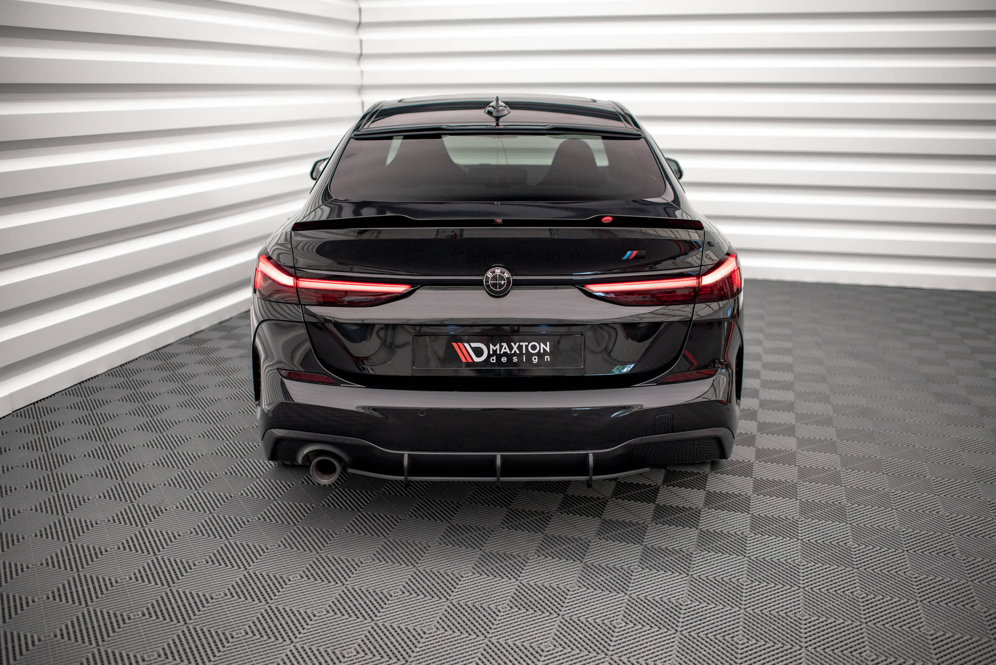 Street Pro Heckschürze Heck Ansatz Diffusor passend für BMW 2 Gran Coupe M-Paket F44 schwarz-rot