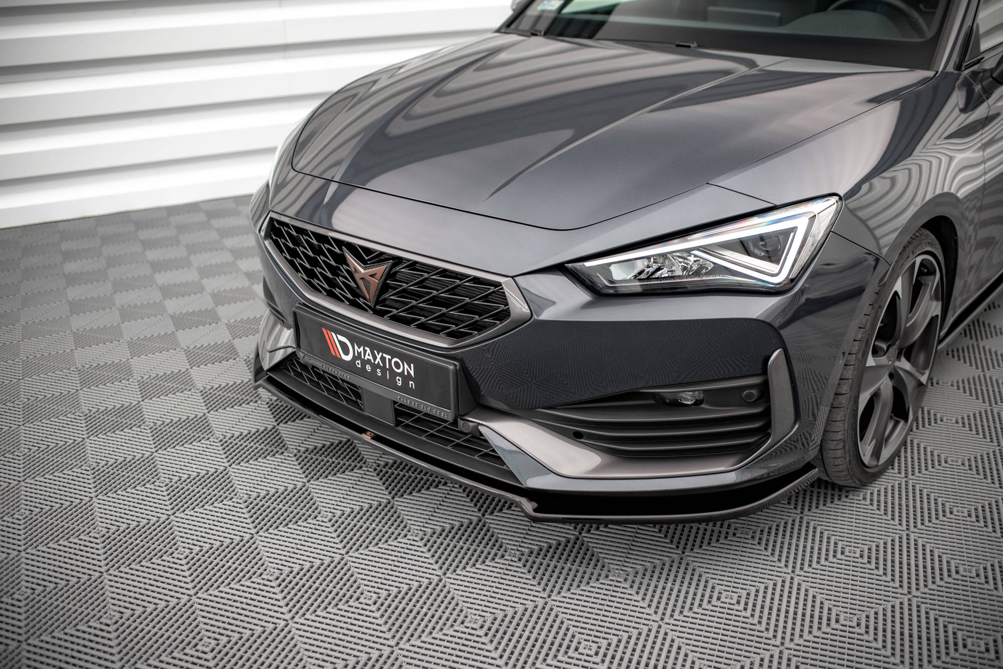 Frontlippe V.2 passend für CUPRA Leon Mk1 schwarz Hochglanz
