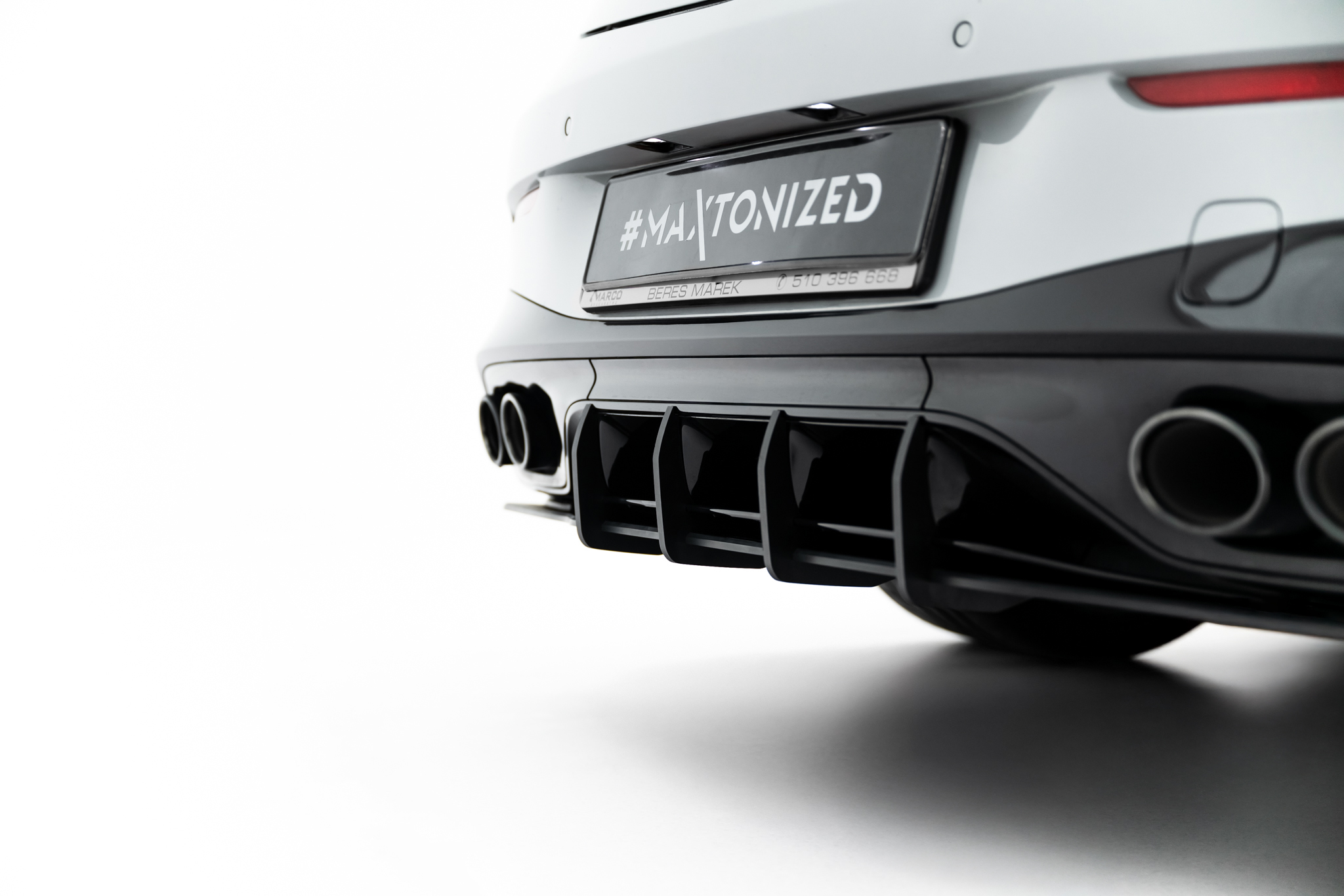 Street Pro Heckschürze Heck Ansatz Diffusor + Flaps passend für Mercedes-AMG CLE 53 Aero C236 schwarz Hochglanz