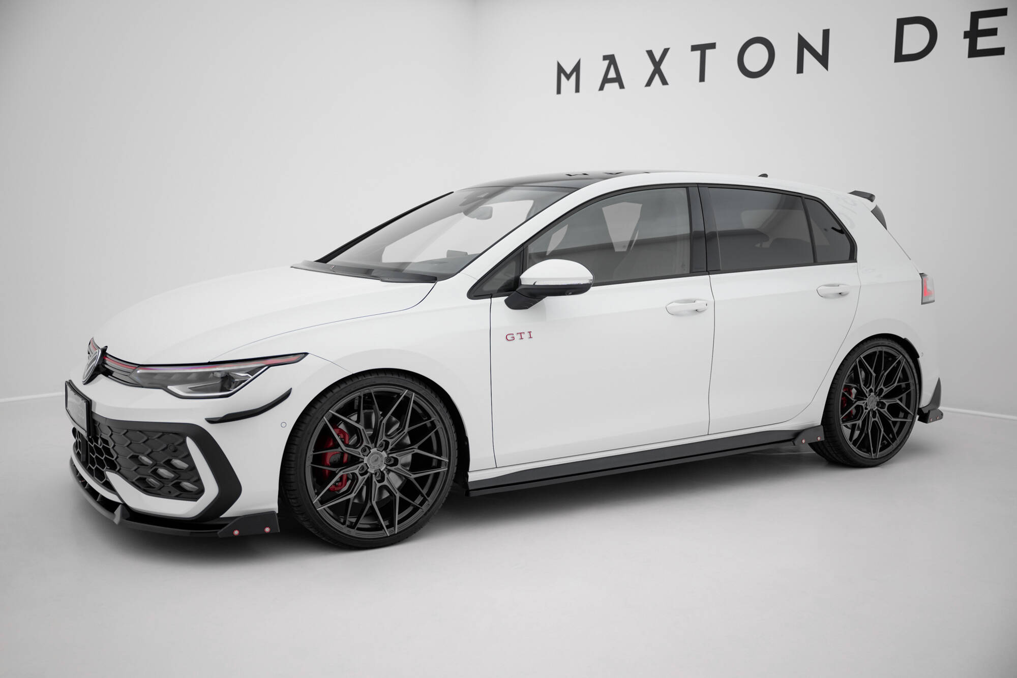 Street+ Seitenschweller Leisten V.2 + Flaps passend für VW Golf GTI / GTE / GTI Clubsport / GTD / R-Line Mk8